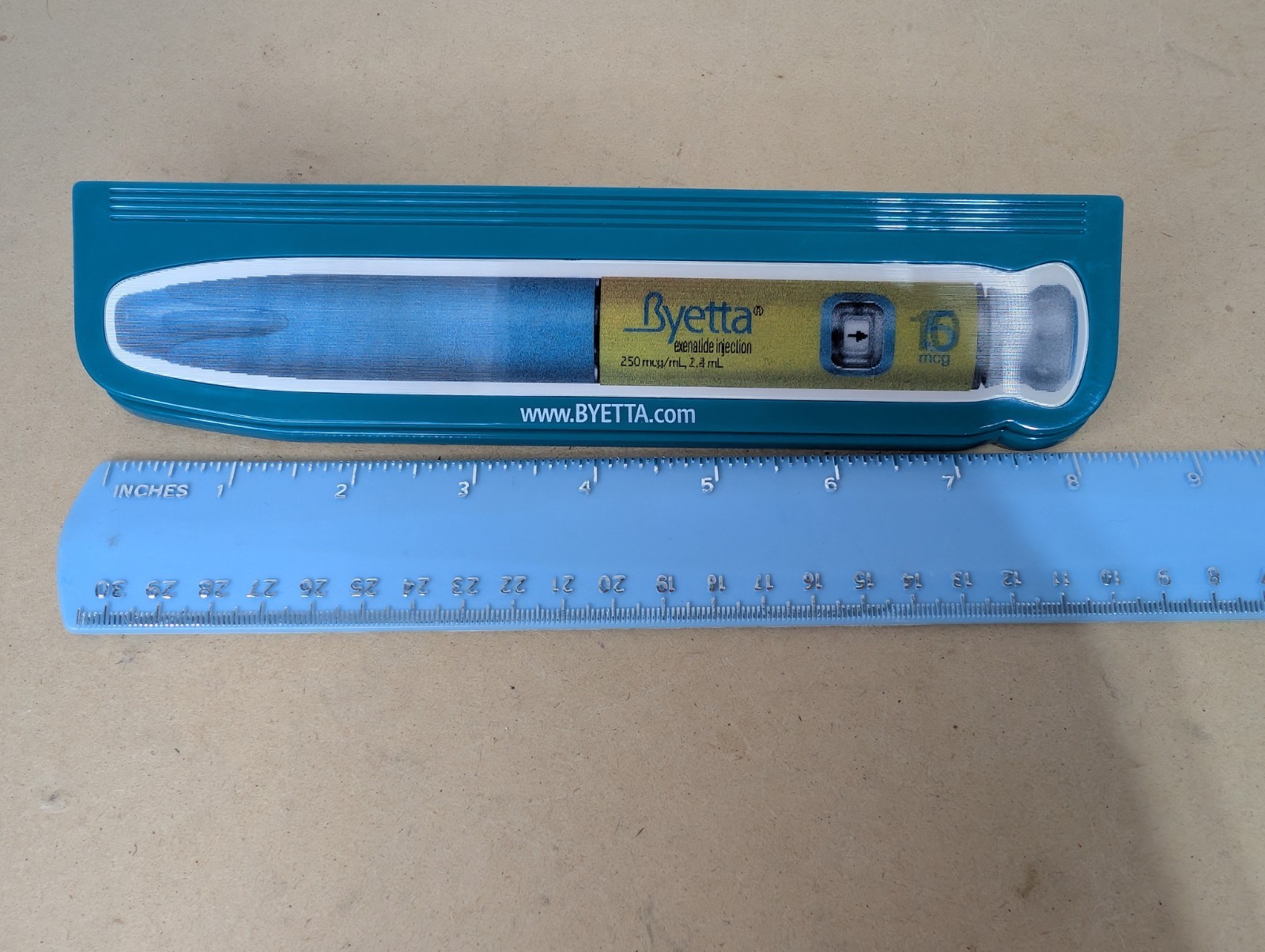 Byetta Drug Rep holographic Magnet clip pharmaceutical collector memorabilia
