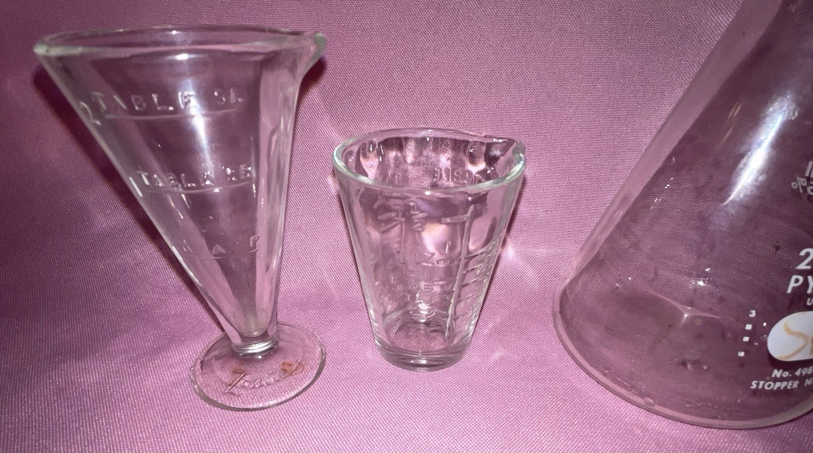 3 Vintage Glass Measures Zonite 2 Tablespoon Apothecary Spout & Footed Beaker +