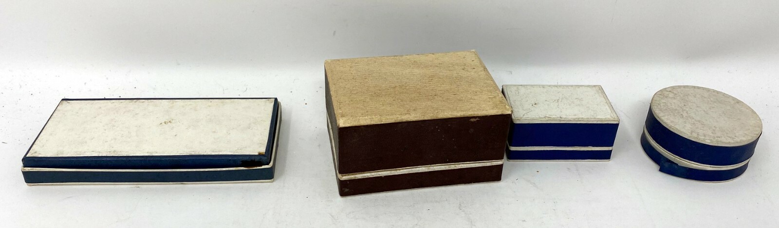 Antique 1910s Lot of (4) Pharmacy Paper Pill Box France Vichy Carnot Boulevard