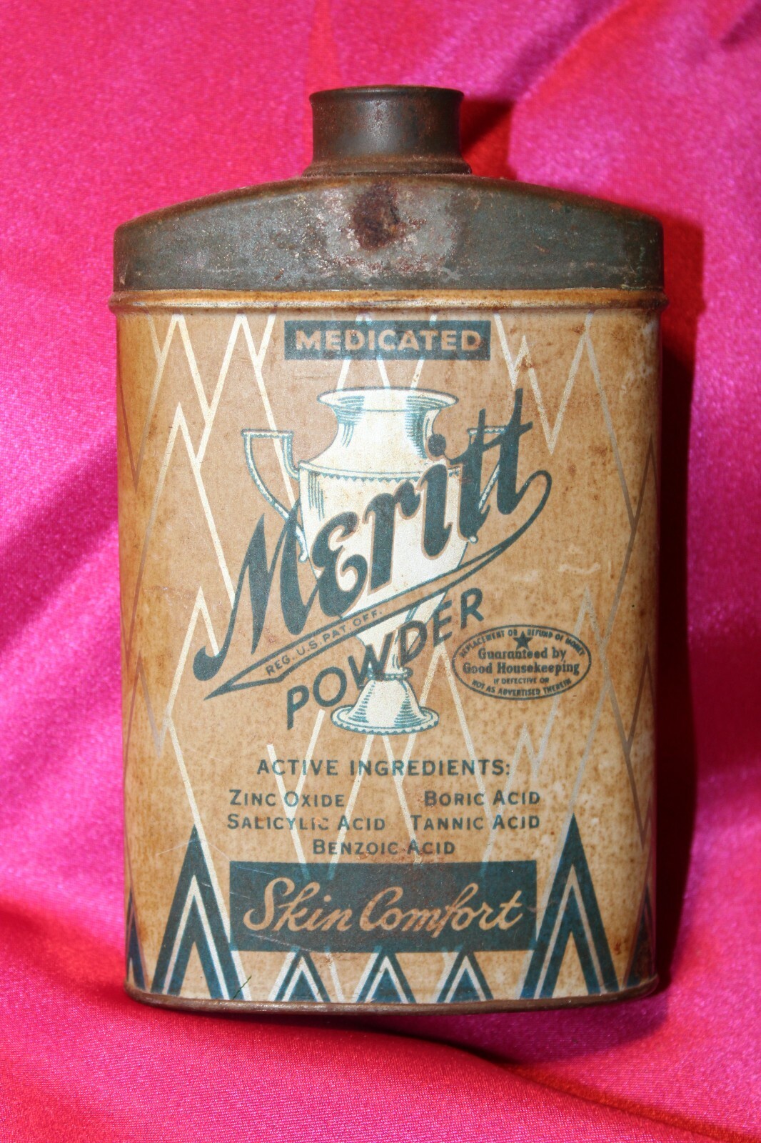 Meritt Powder Old Vintage Medicated Skin Comfort Container Tin 2 Oz. Made in USA