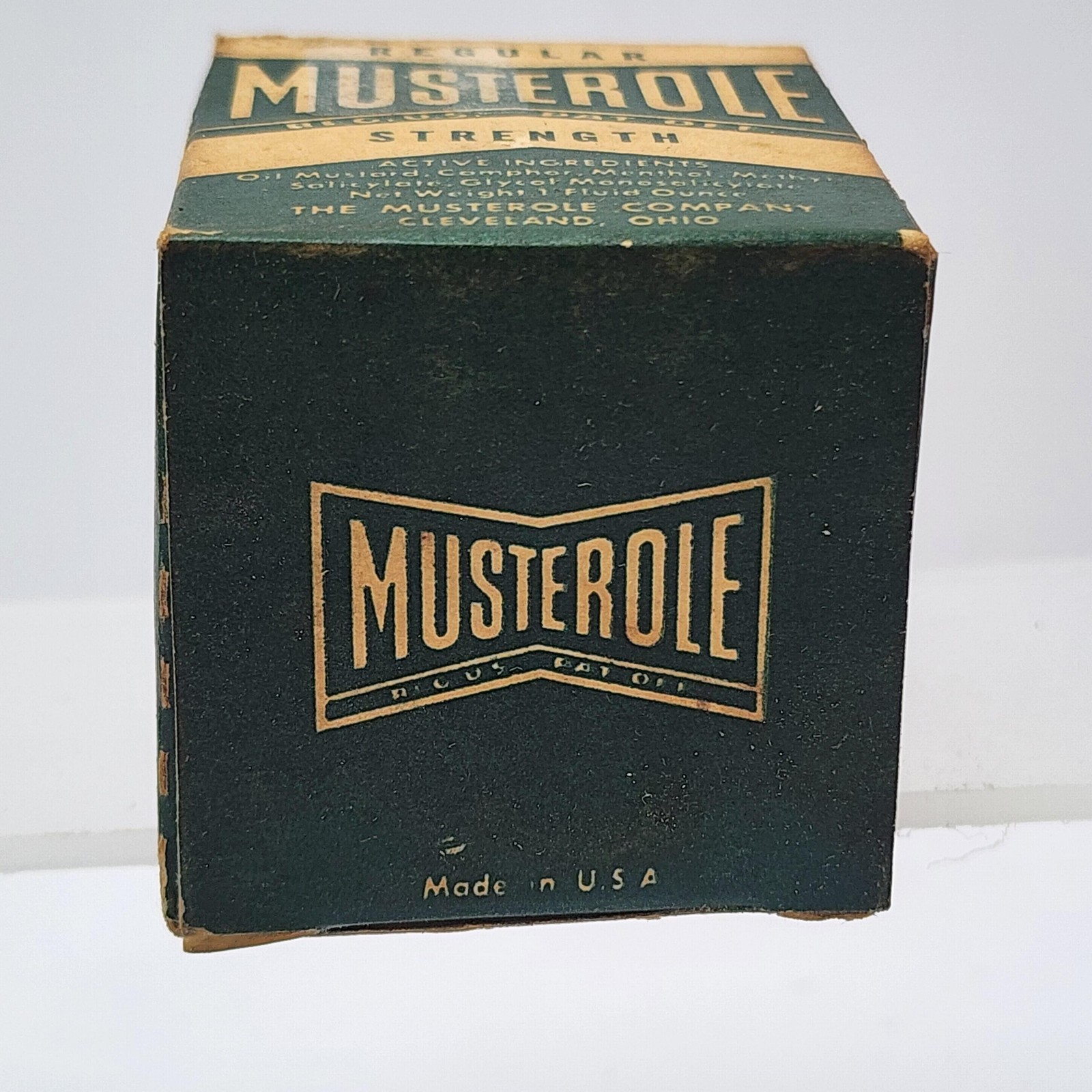 Vintage NOS Musterole Regular Strength 1 oz Glass Jar w/ Box Made in USA Leaflet