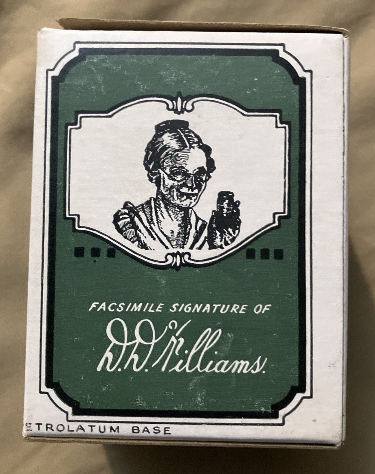 Vintage Williams’ Anti-Pahn Ointment In Original Box With Paper Insert Full Jar