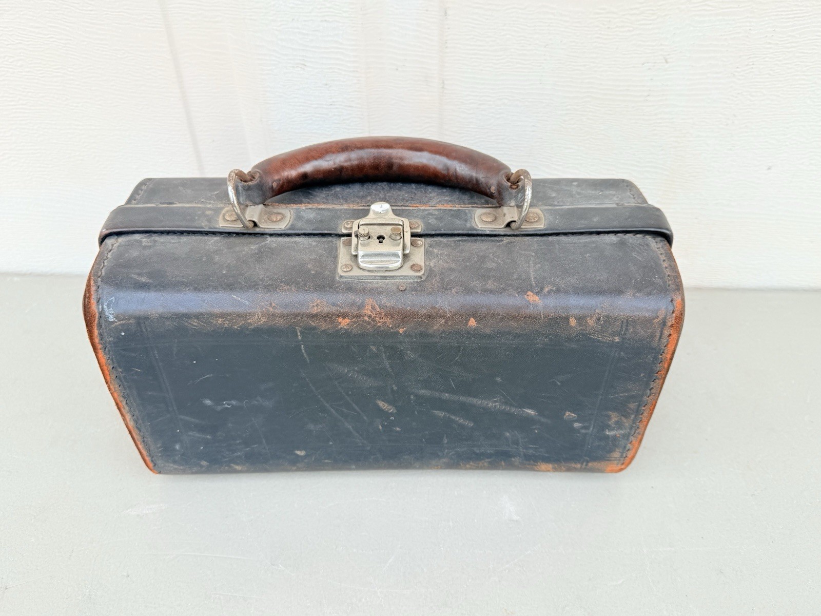 Antique Rare Doctor’s Medicine Kit Leather Travel Bag with Empty Vials