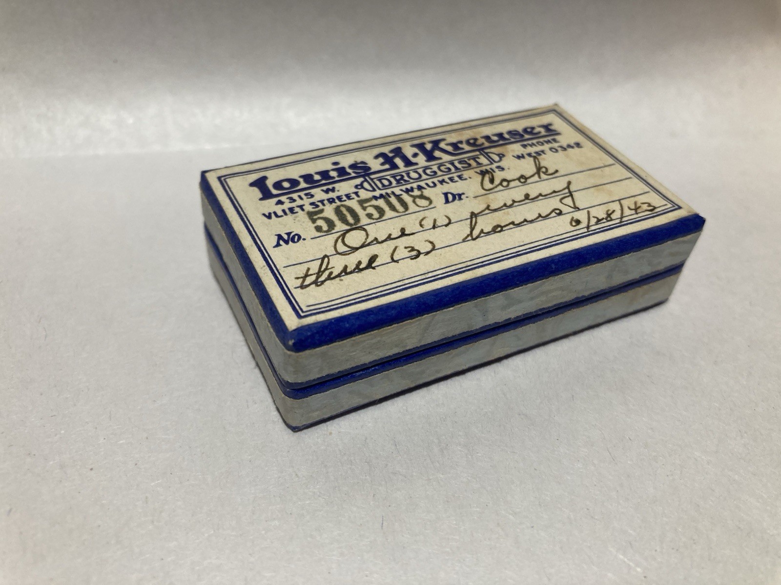 1943 Druggist Pharmacist Cardboard Pill Box Louis Kreuser