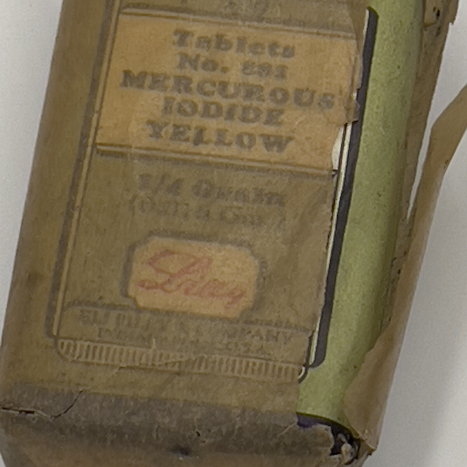 RARE Vintage Lilly Mercurous Iodide Yellow Glass Medicine Bottle Collectible