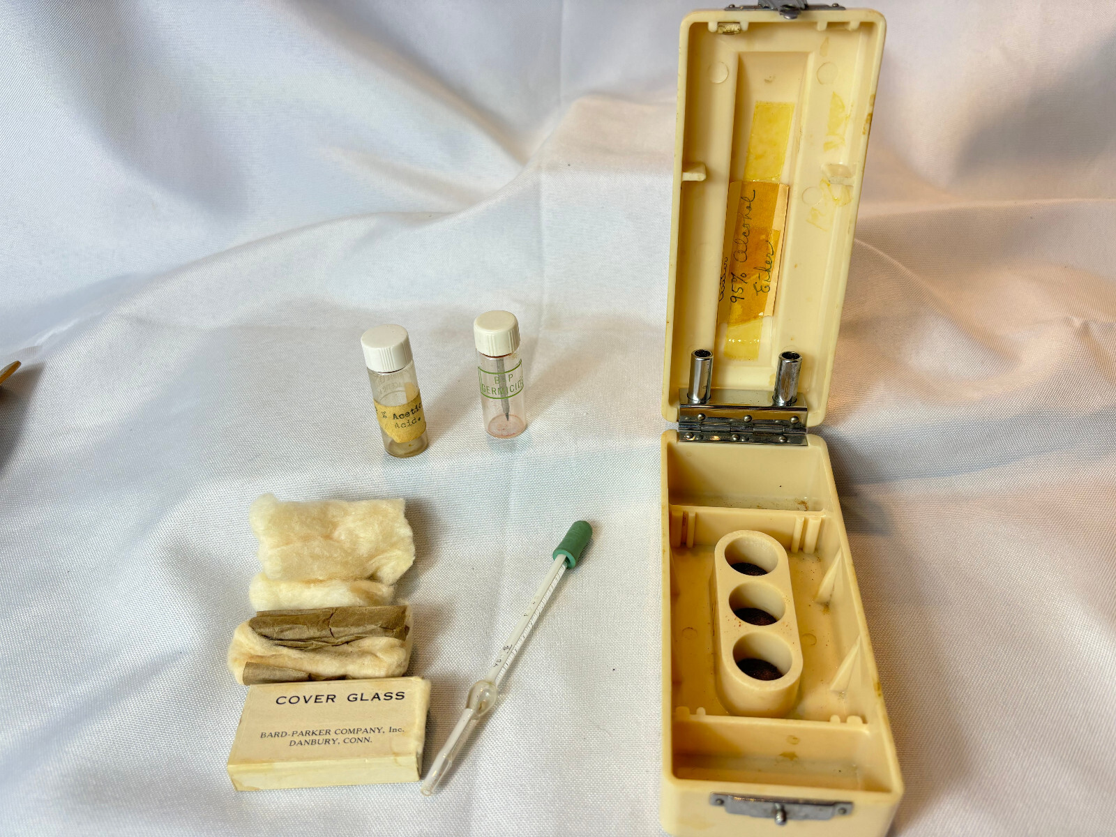 Art Deco BARD PARKER Blood Test Kit Dropper Cover Glass Empty Bottles & Cotton