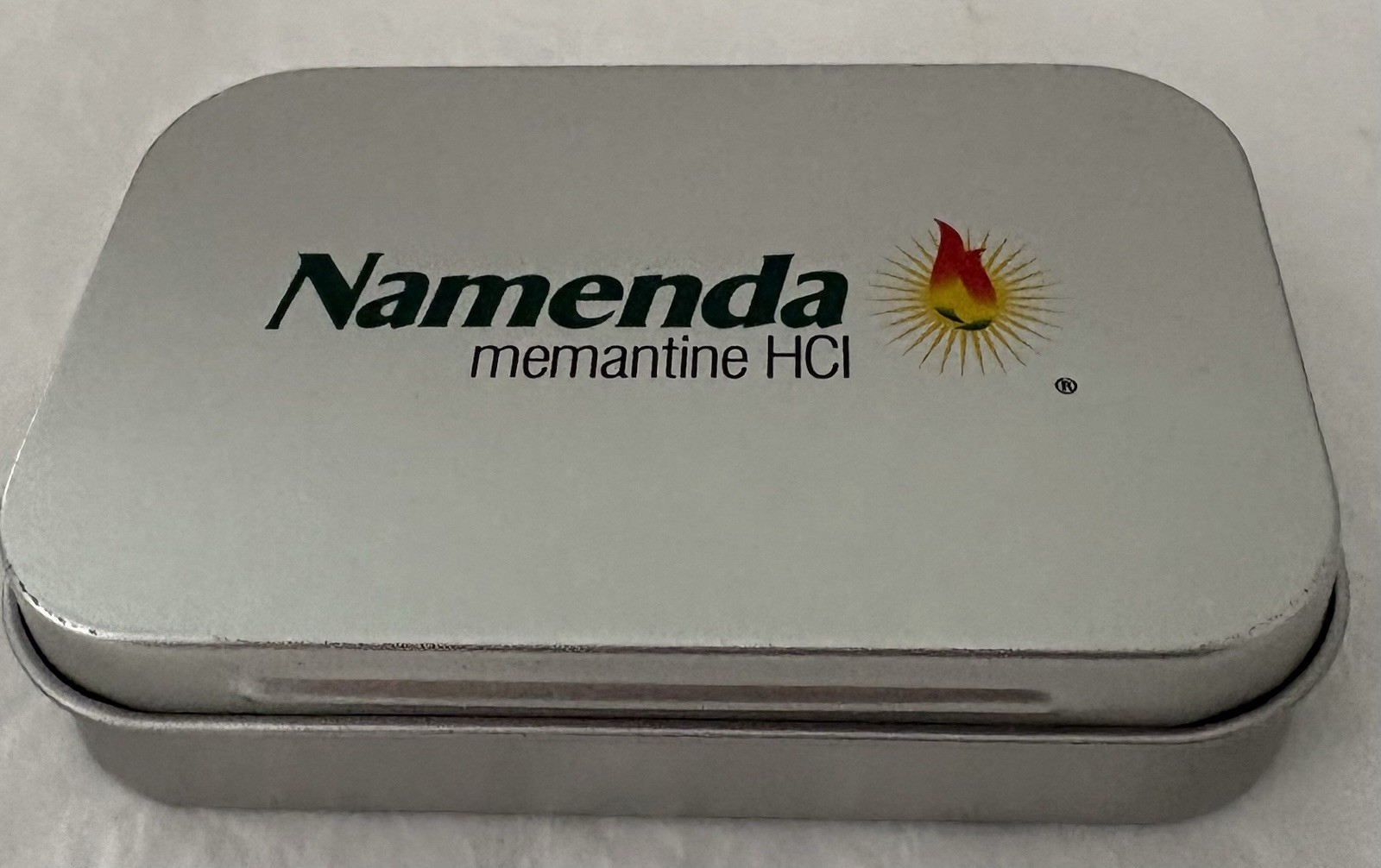 VTG NAMENDA USB FLASH DRIVE + LANYARD SET in METAL TIN PHARMA REP LOGO NEW