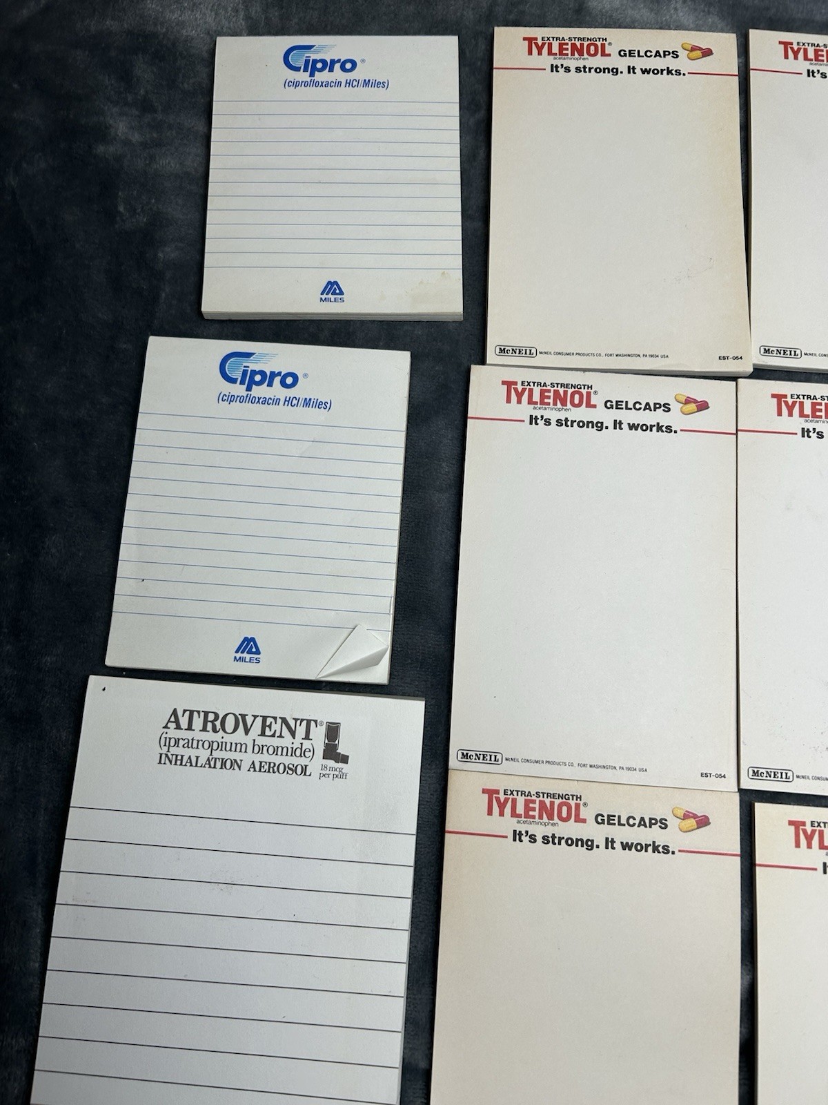 Lot of 18 Pharmaceutical Drug Memo Note Pads – Medicine – Advertising