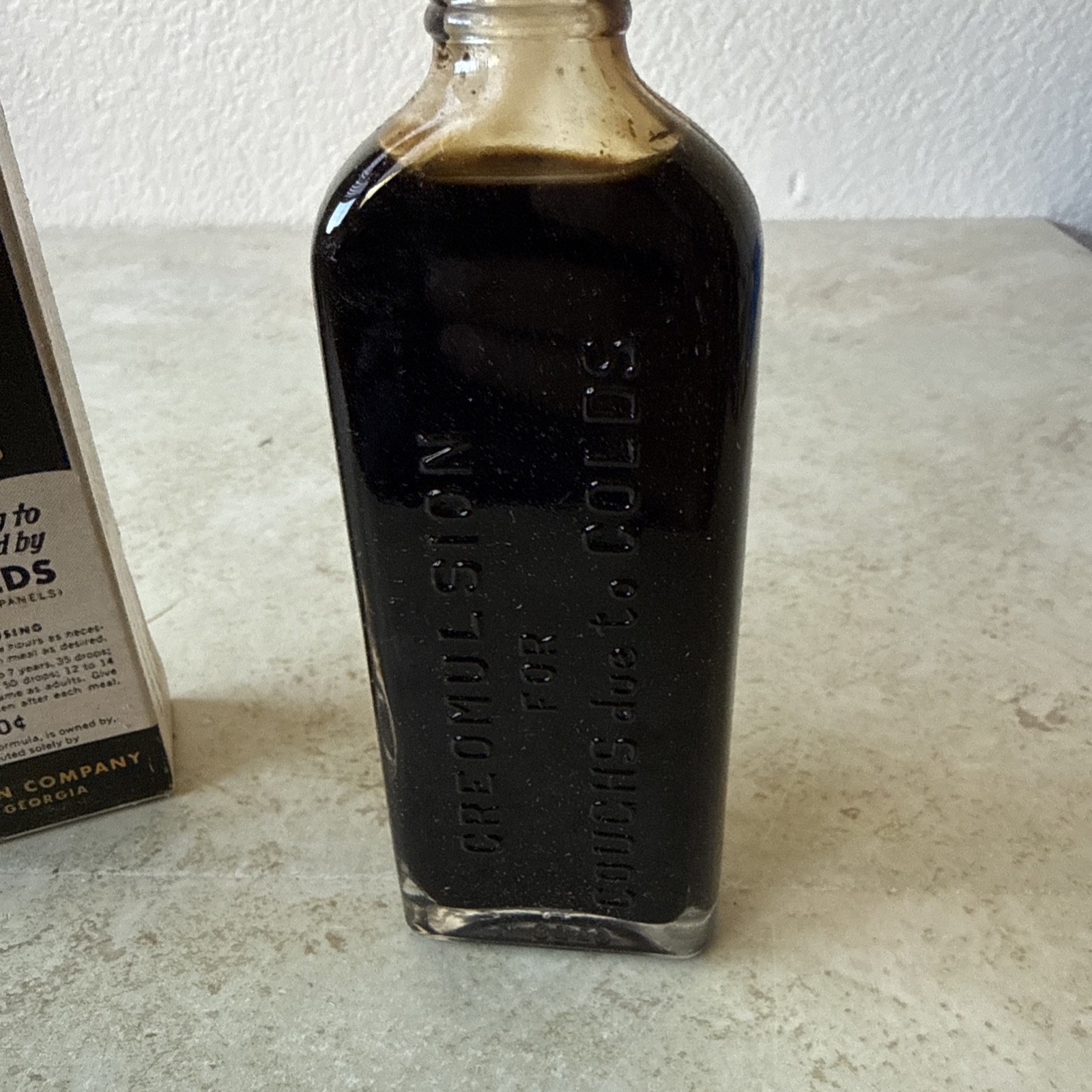 Vintage Creomulsion Coughs Bronchial Atlanta Ga 7 3/4 ” Medicine bottle Box