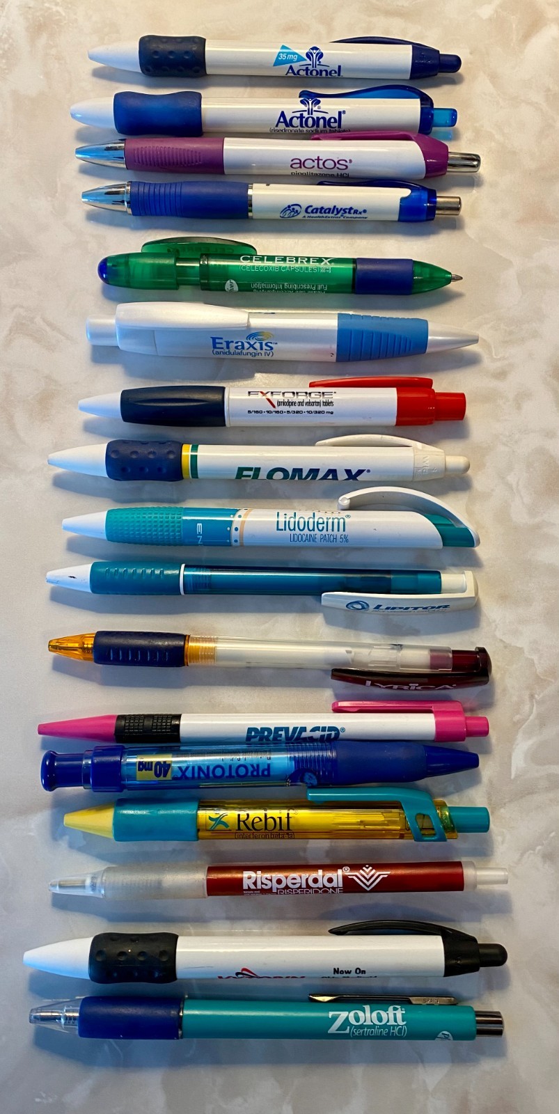 Lot of 17 Vintage Pharmaceutical Drug Rep Medical Promo Advertising Pens