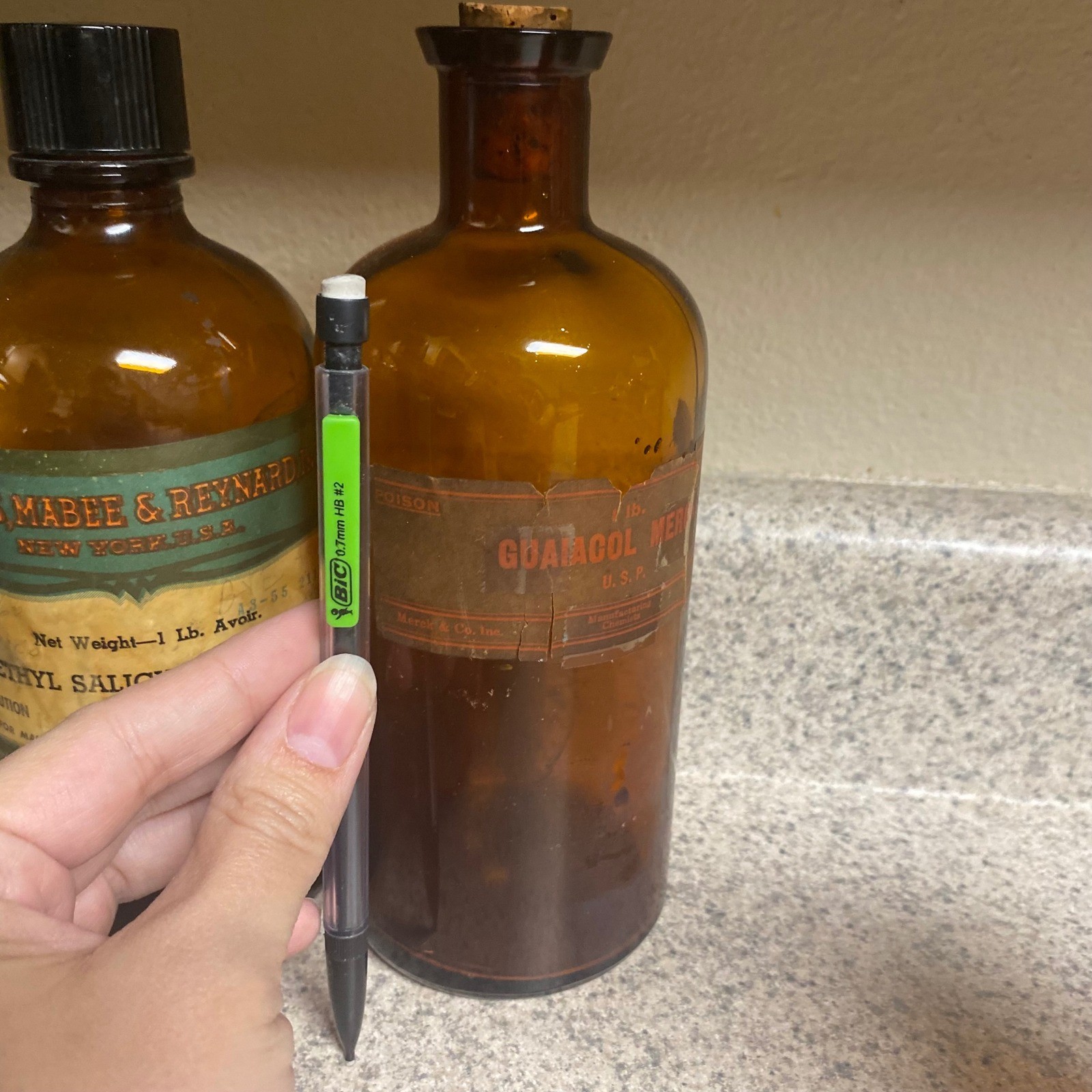 Vintage Guaiacol Apothecary Bottle Merck Amber Glass Rahway NJ 1 lb Cork