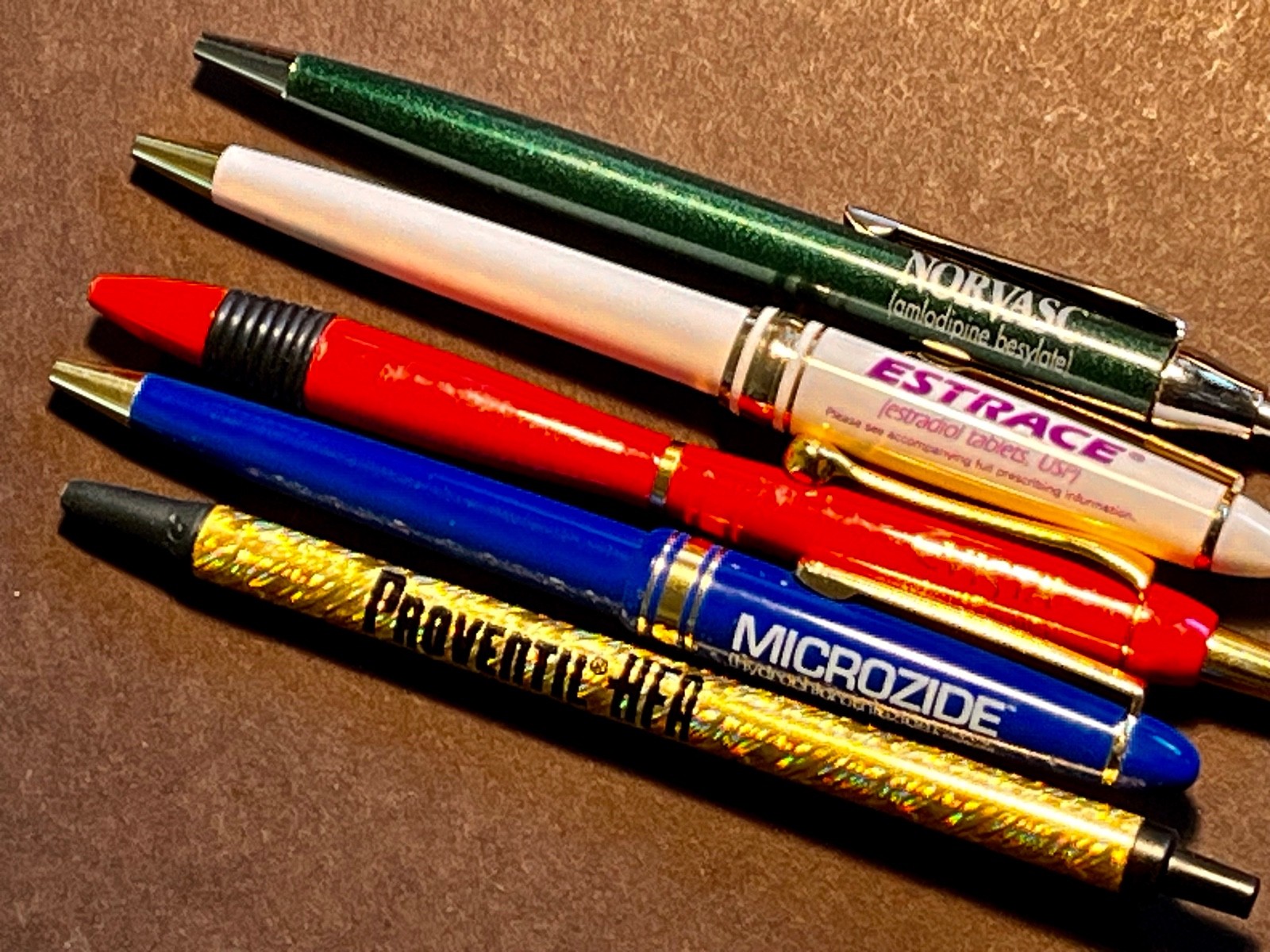 5 DIFFERENT HYPERTENSION,COPD etc PHARMACEUTICAL DRUG REP VINTAGE PHYSICIAN PENS