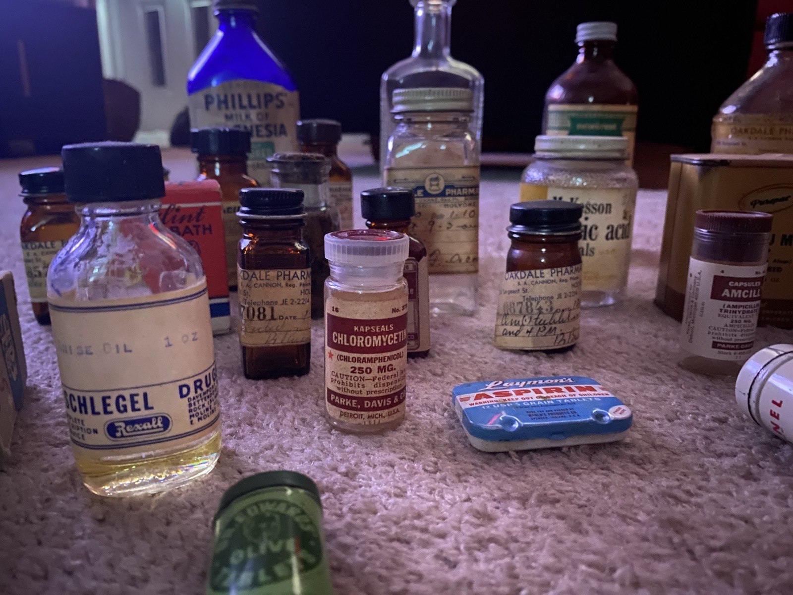 Vintage Pharma Lot: Phillips Milk of Magnesia, Anacin, Bisodol, McKesson 41 pcs