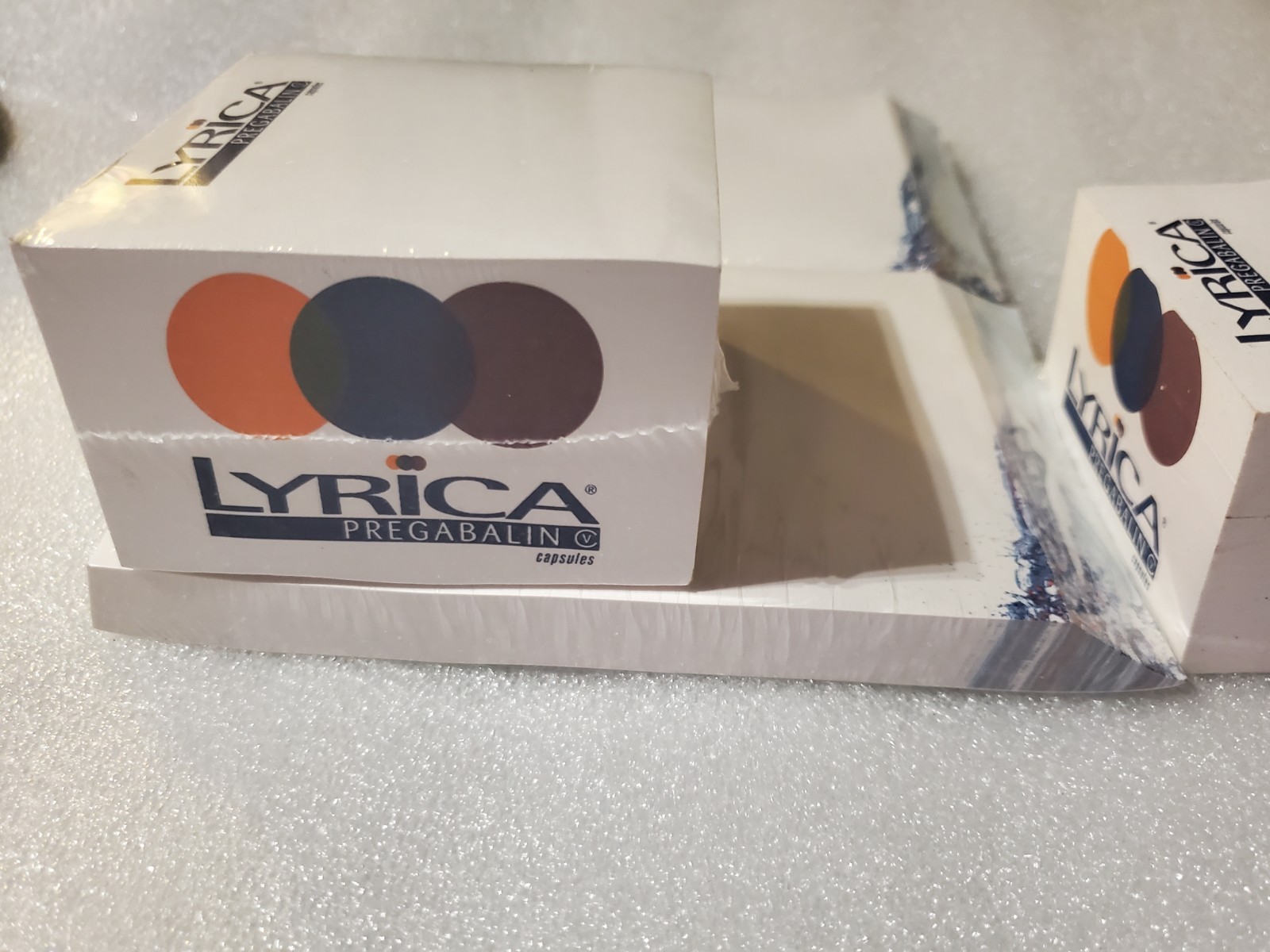 4 Packs 2005 Lyrica Pregabalin Note Pads Pfizer Pharmaceutical Drug Rep Narcotic
