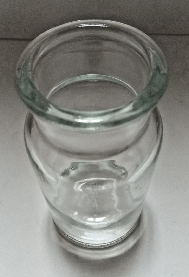 T.C.W. Co Wheaton Apothecary Bottle/Jar Vintage 4″ USA. W in Circle. 8 on base