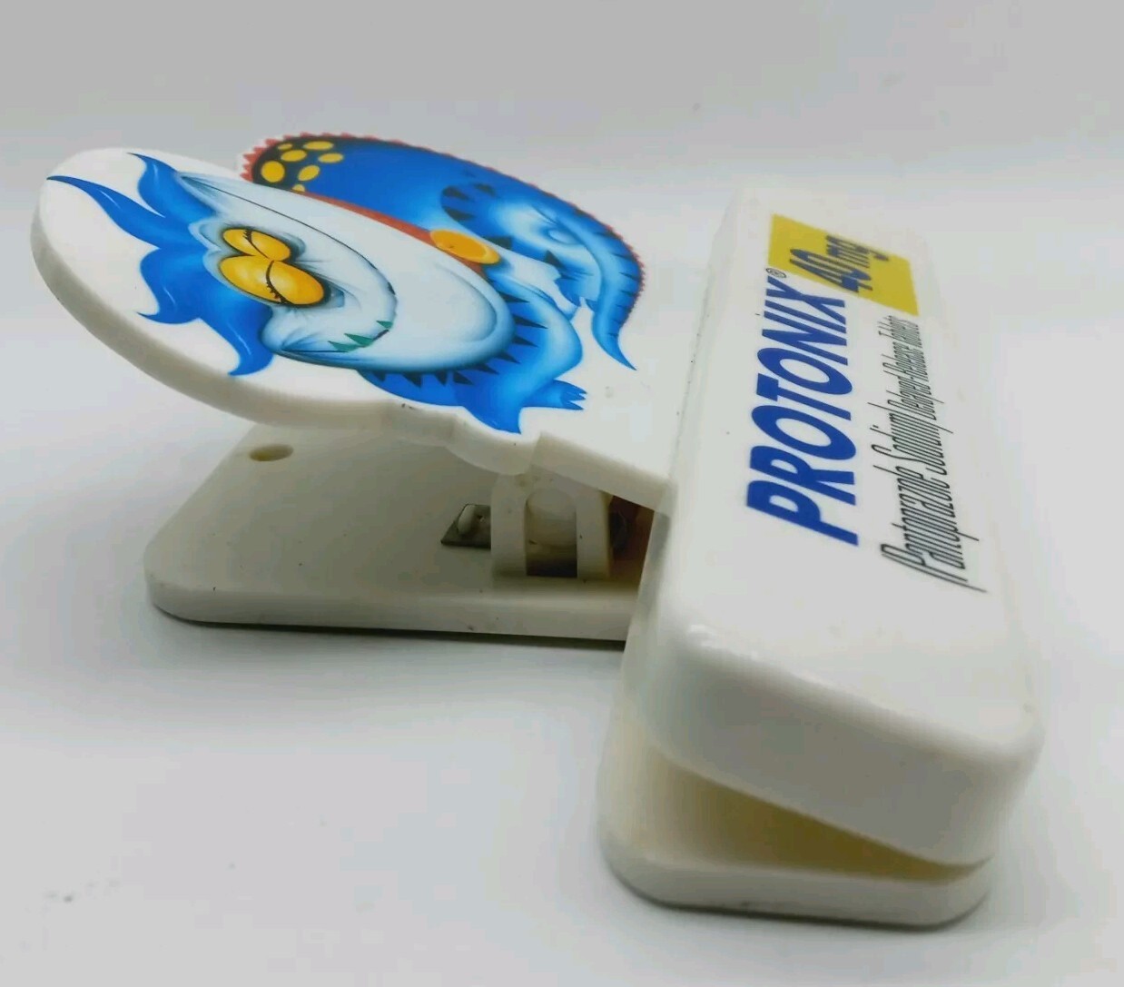 Vtg Protonix Refrigerator Magnet Clip Pharmaceutical Rep Advertisement 6.5″