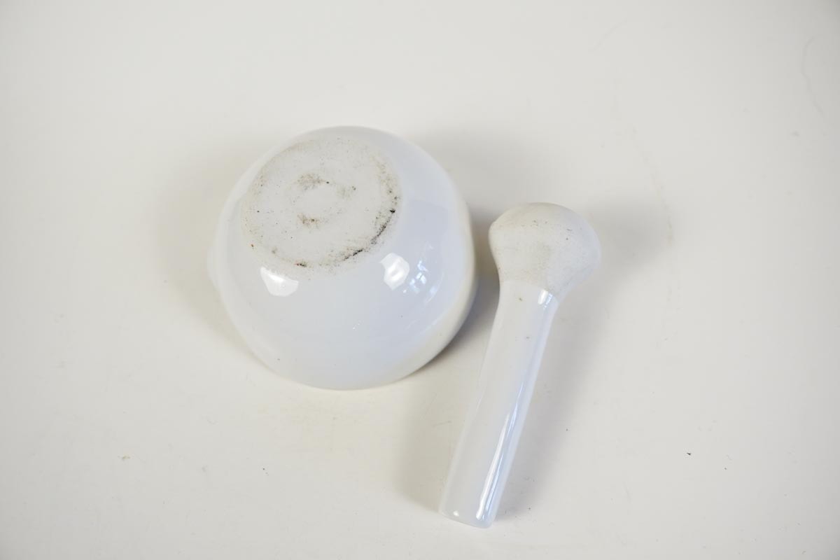 Antique Haldenwanger Small Porcelain 2.5″ Mortar and Pestle Berlin Apothecary