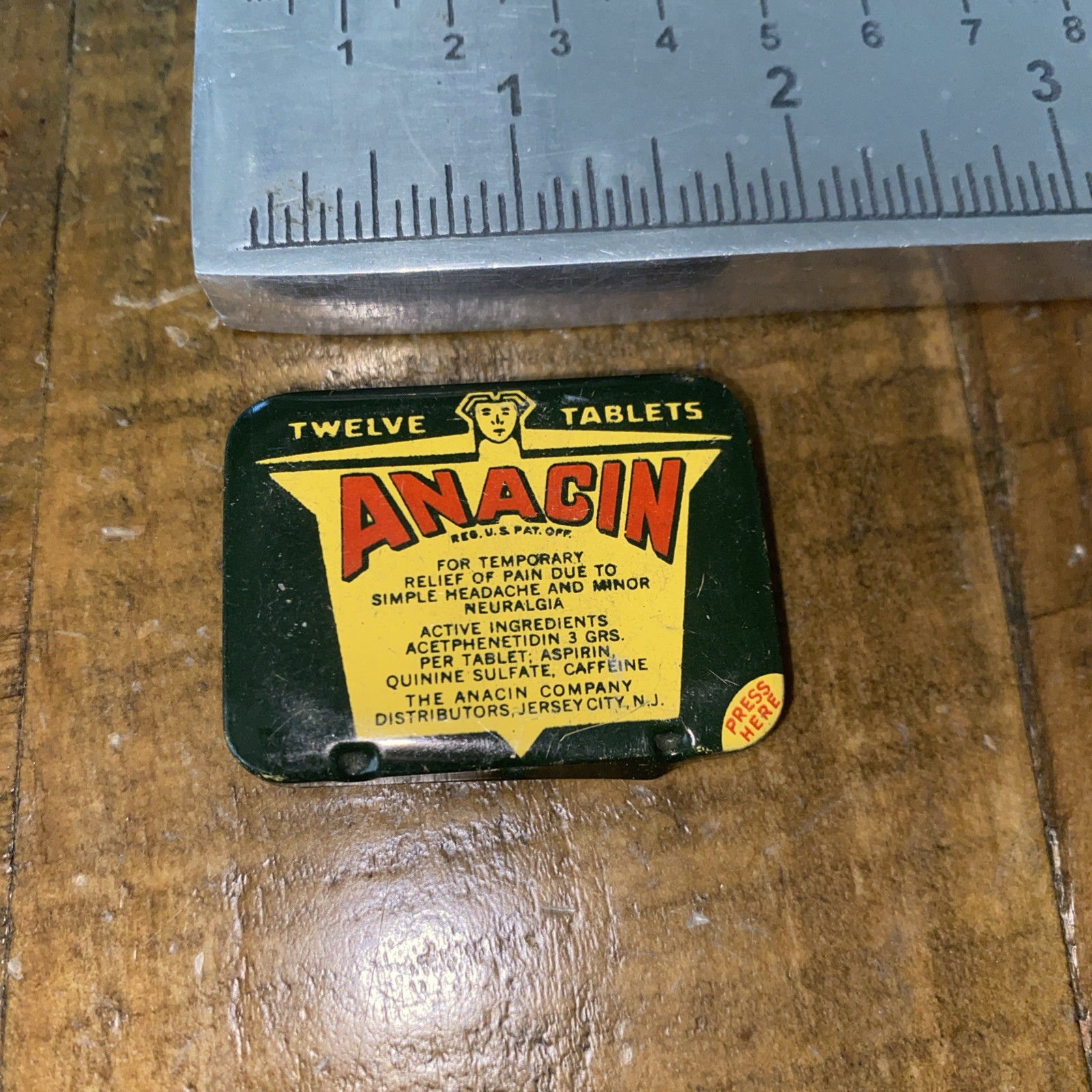 Vintage Anacin Twelve Tablets Empty Pocket Tin Advertising USA Jersey City NJ