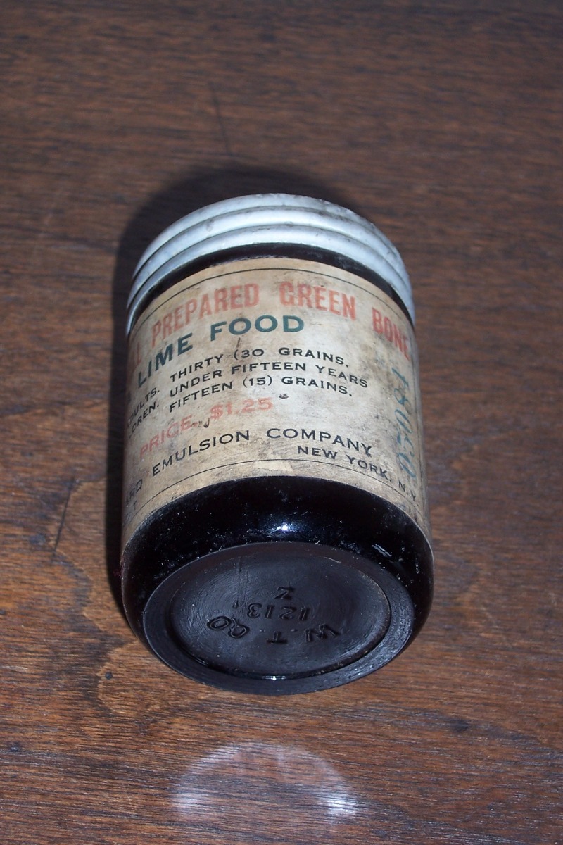 RUSSELL PREPARED GREEN BONE LIME FOOD – Dr. John F. Russell Old Medicine Jar
