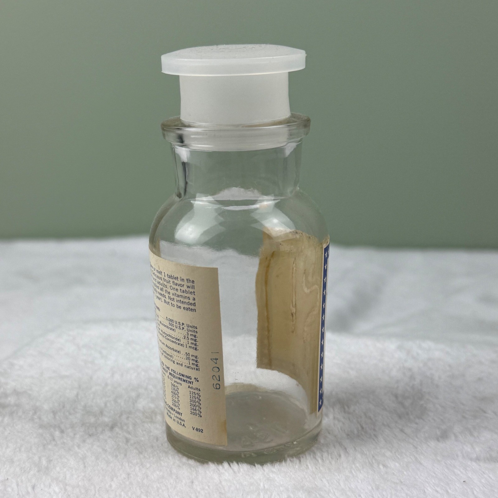 Vintage Rexall MinuteMan Childrens Chewable Multiple Vitamins Glass Bottle 4.5″