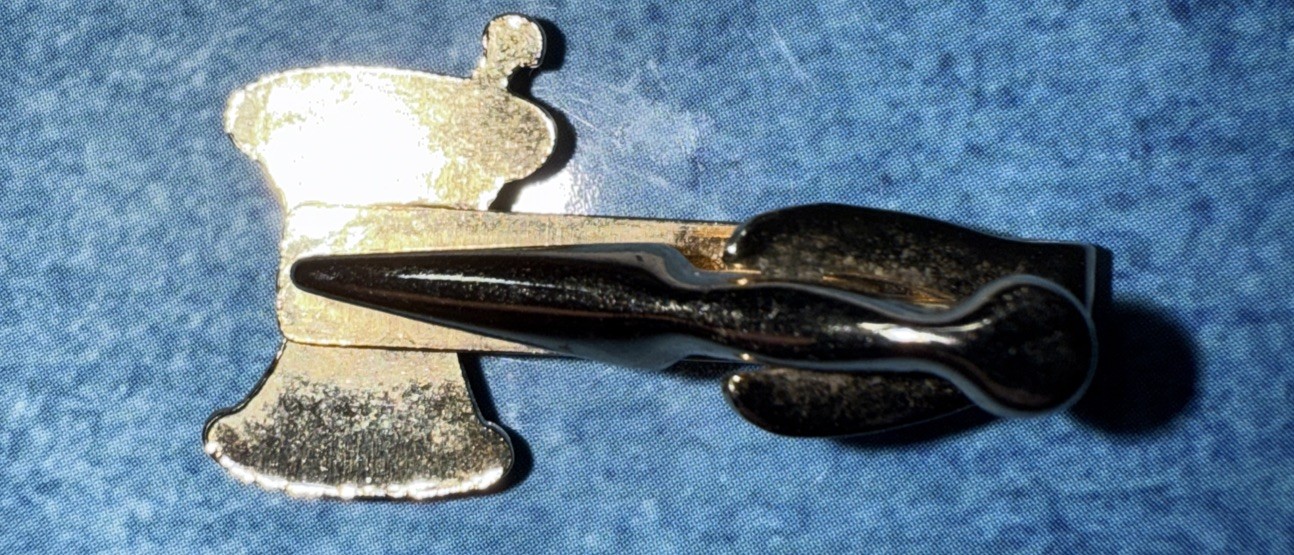 Walgreens Pharmacy Gold Mortar and Pestle Tie clip