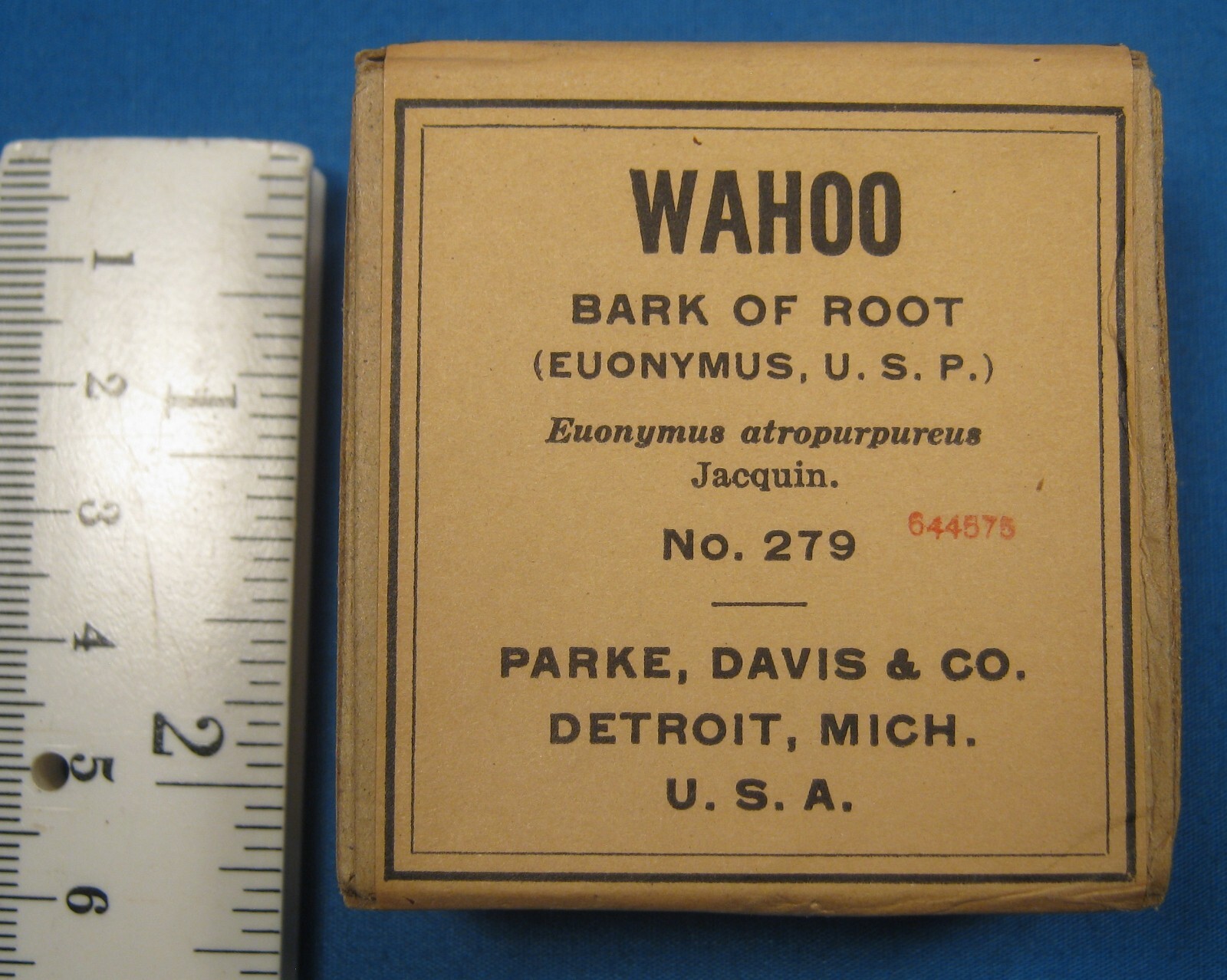 VINTAGE PARKE-DAVIS WAHOO PAPER PACKAGE FREE SHIPPING DD