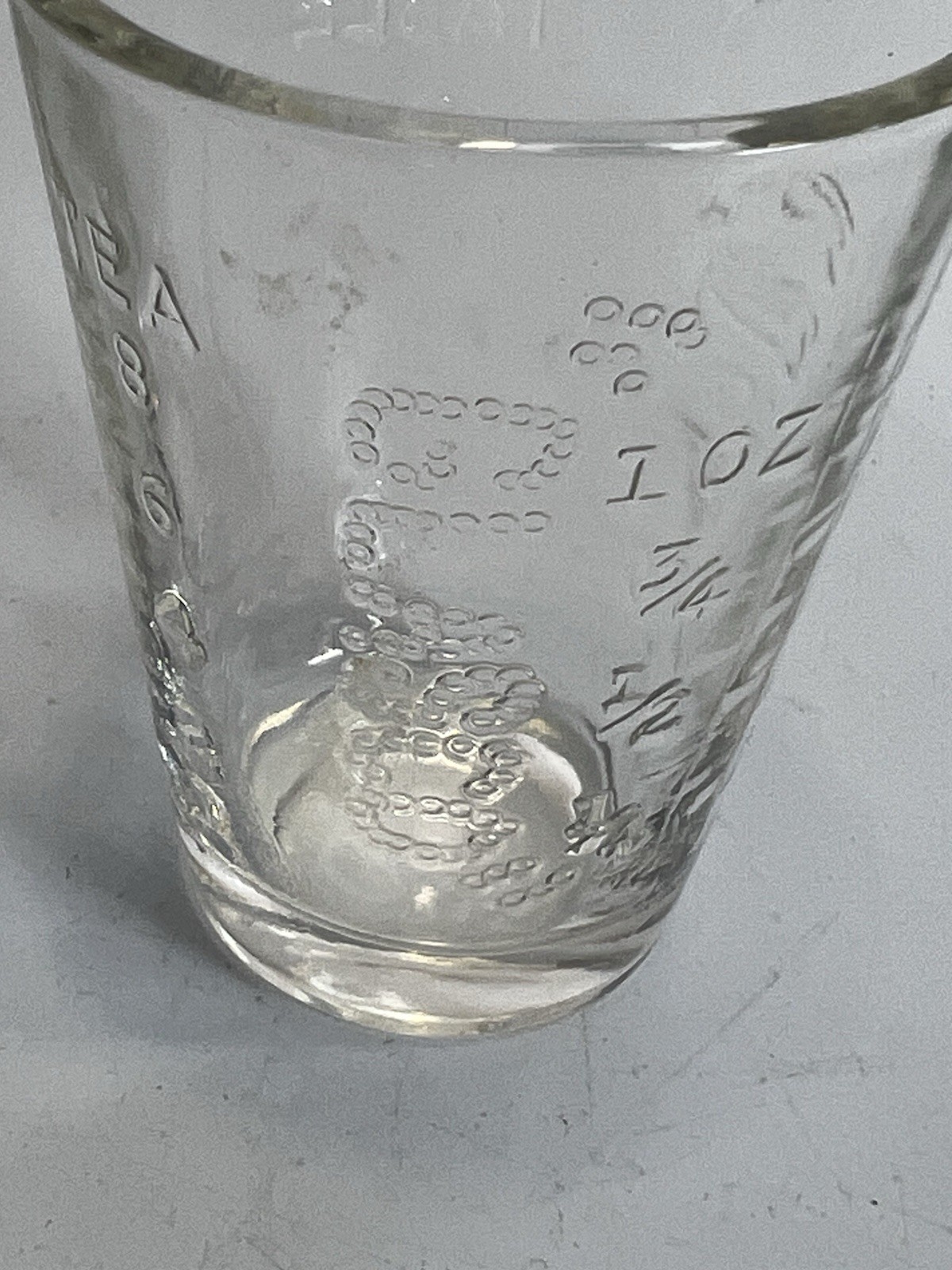 Vtg Apothecary Dose Pharmacy Measure Glass Cup GLASCO GEM Set of 2 Embossed