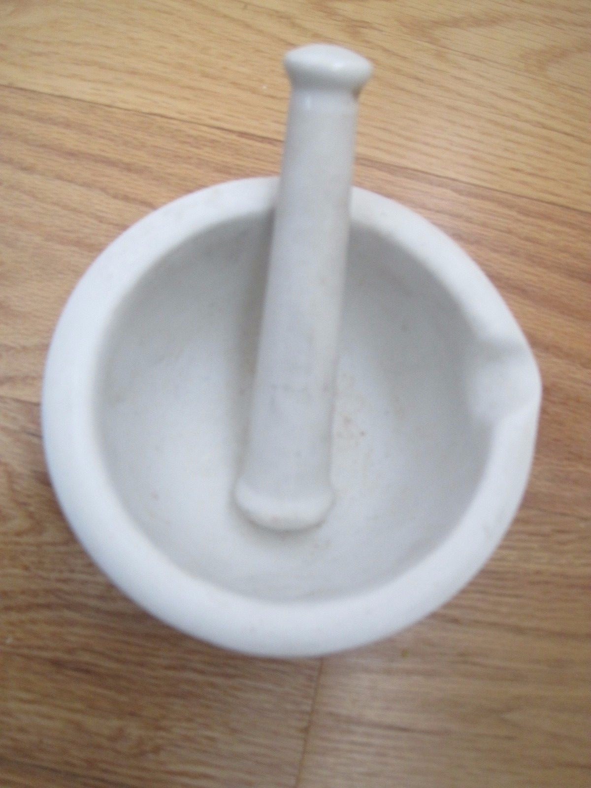 Marble Liquid Mortar & Pestle Marked B on Pestle