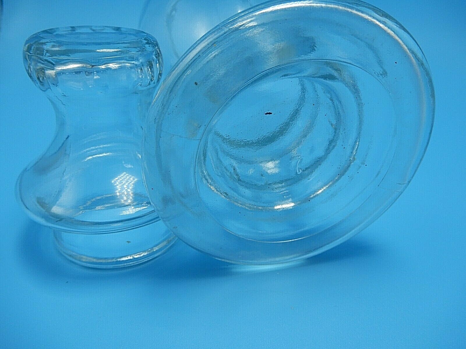 Vintage Apothecary Drug Store Footed Pedestal Jar & Lid Sand Art Display Storage