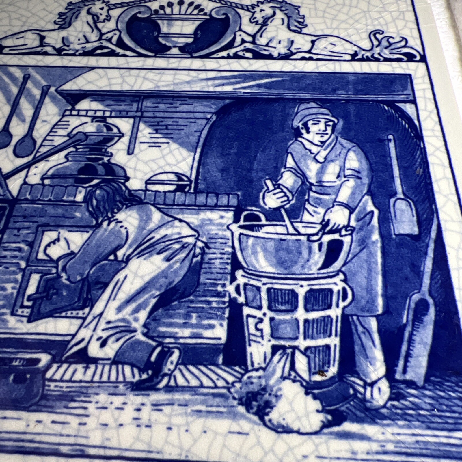 Handmade DELFT Tile Pharmacist Laboratory BURROUGHS WELLCOME Unicorns