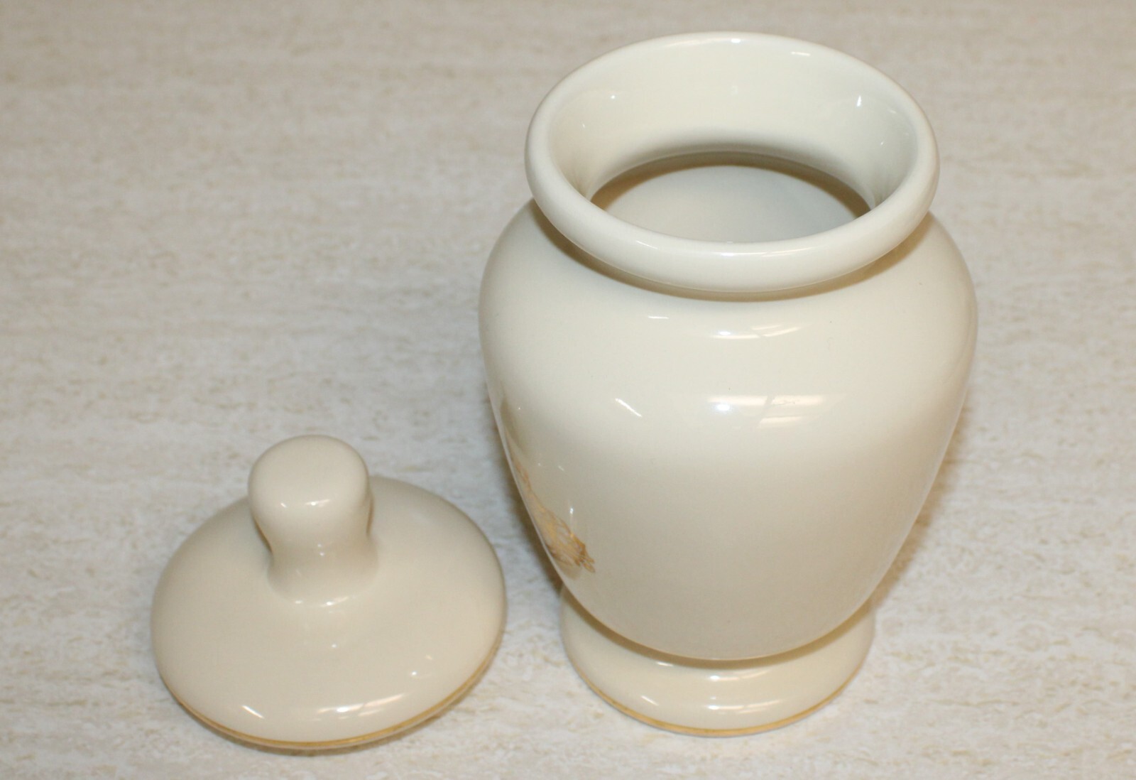 VTG Eli Lilly® Mandragora & Scale Ceramic Lidded Apothecary Pharmacy Jar 8.5″