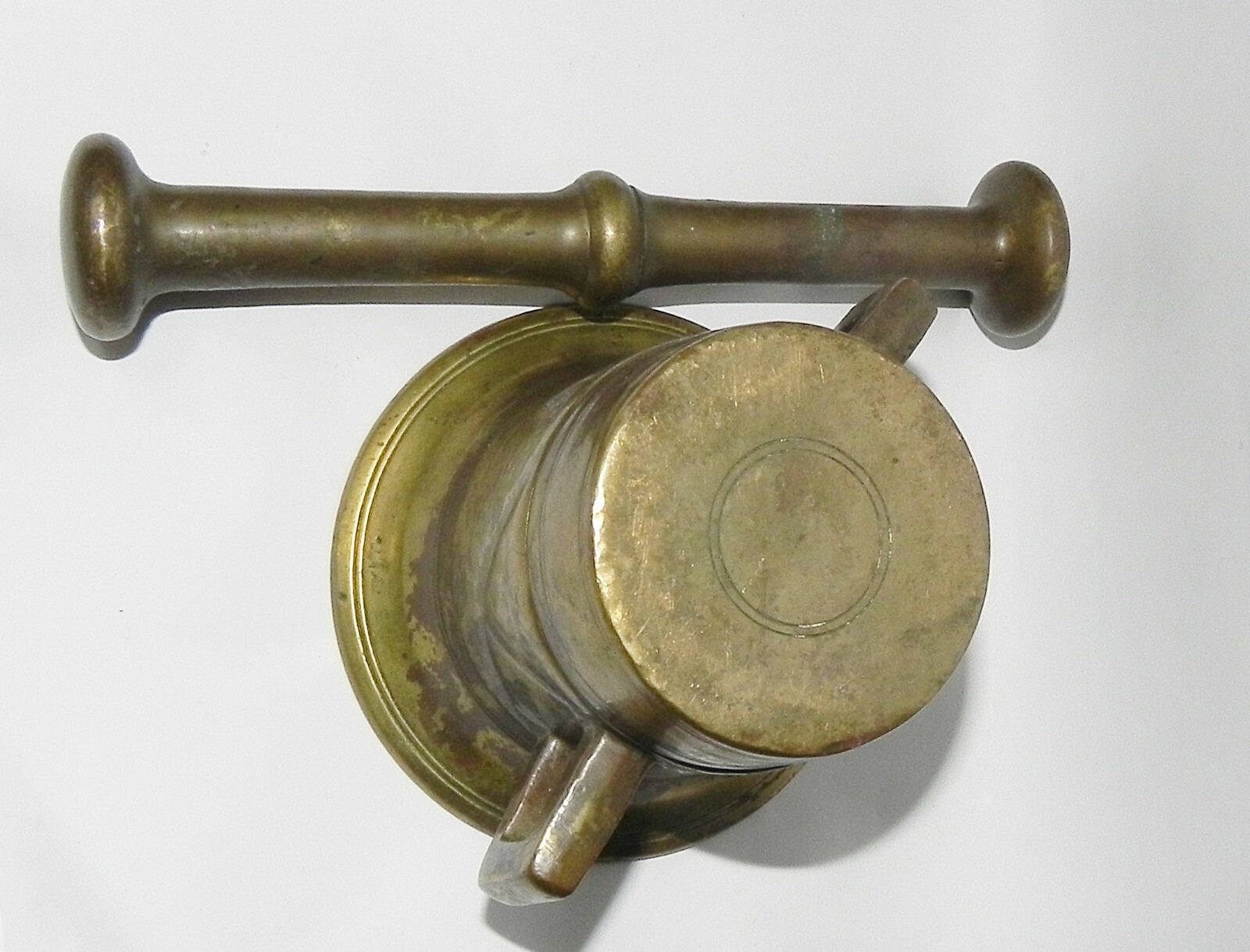 19TH CENTURY CIVIL WAR era BRASS APOTHECARY MORTAR & PESTLE w/SQUARE HANDLES.