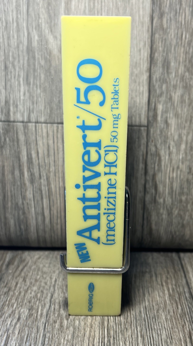 Pfizer Jumbo Clothespin Antivert/50 Meclizine HCI Advertisement Pharmaceutical