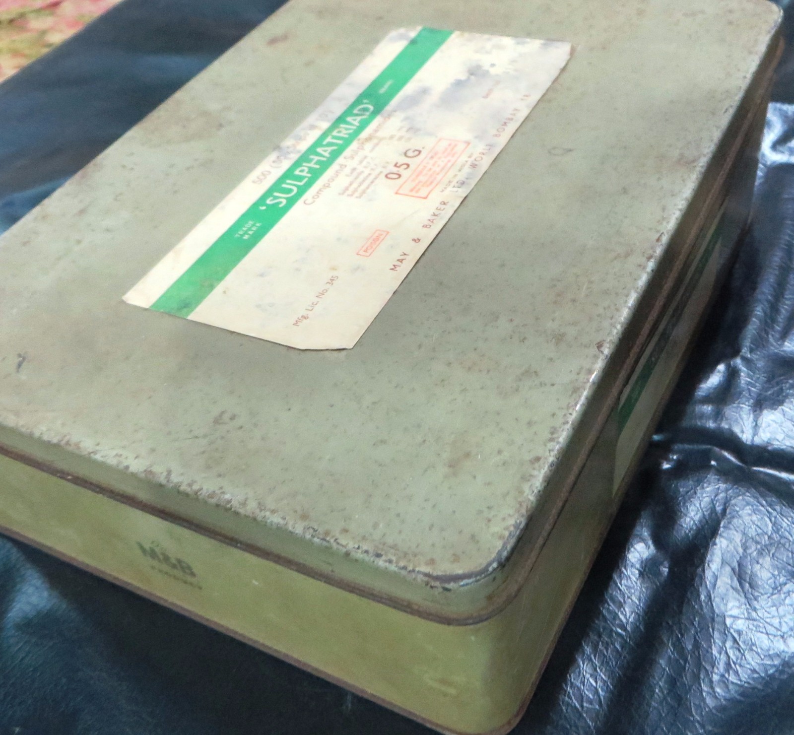 SULPHATRIAD Pharma Medical Collectible Empty TIN sign Box May & baker Ltd India