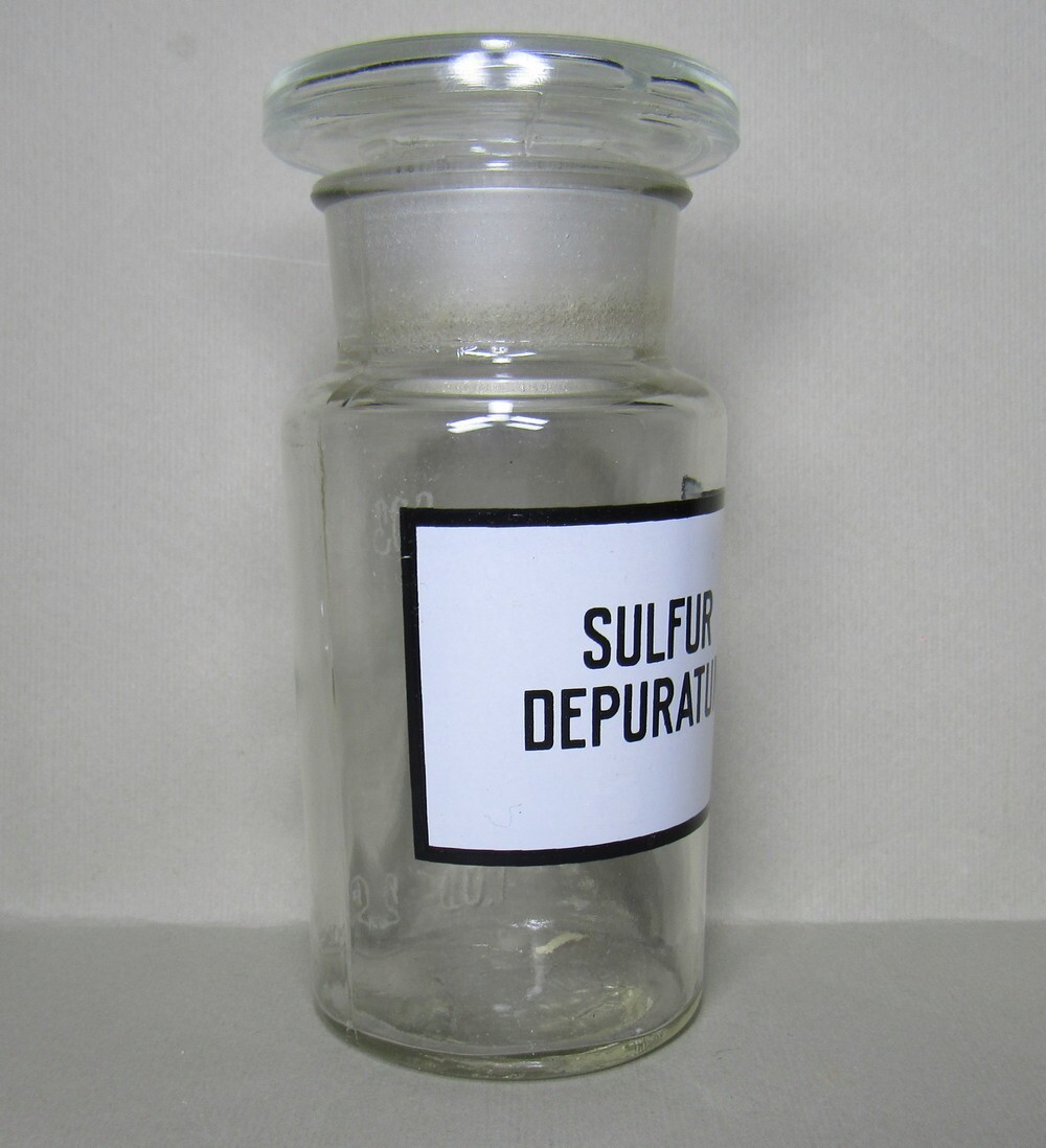 Vintage Medical Science Glass Bottle,Germany,SULFUR DEPURATUM