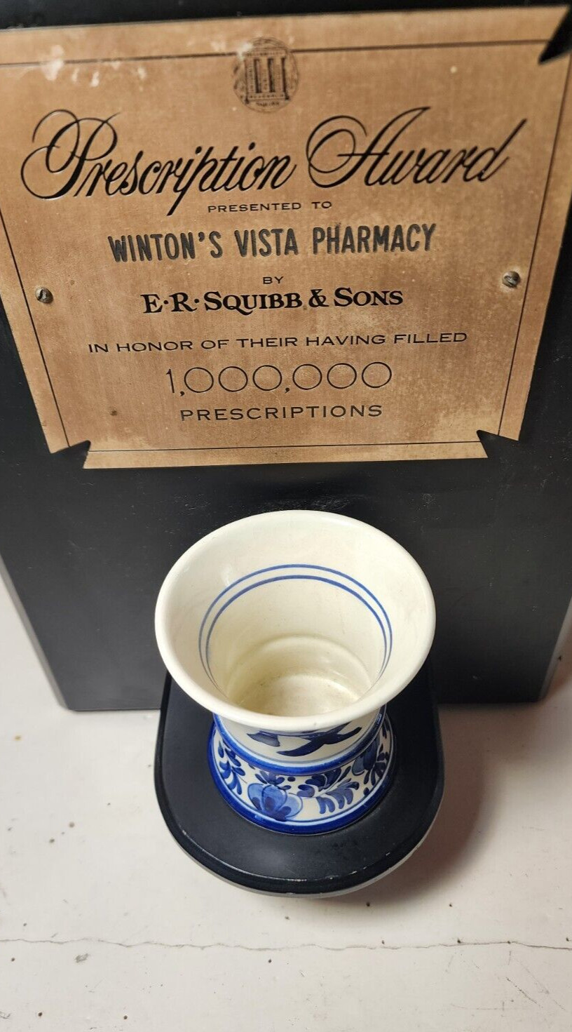 Vtg Prescription Award 1 Million Prescriptions by Winton’s Vista Pharmacy