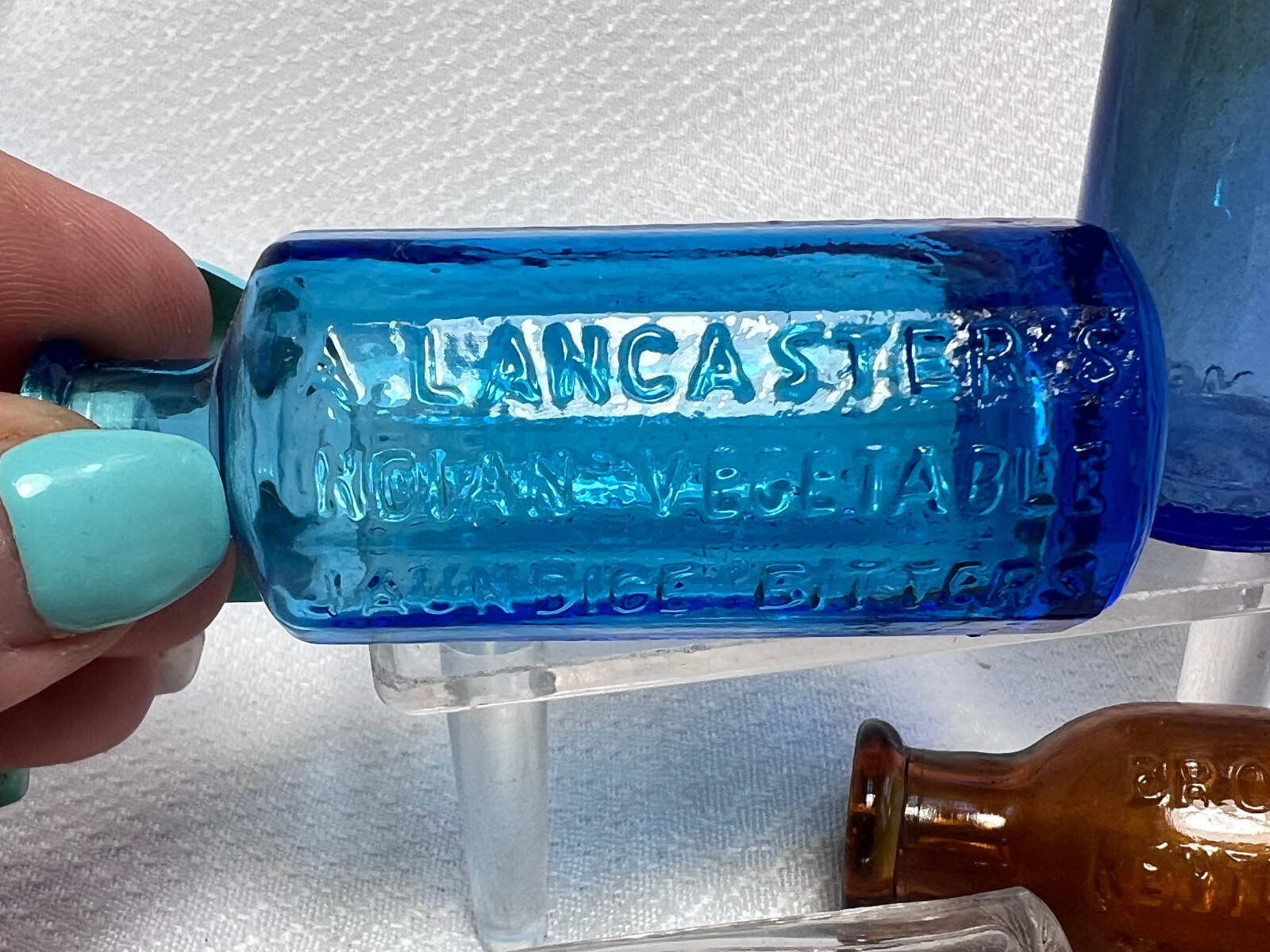 Vtg Blue Brown & Clear Drug Store Pharmaceutical Mini Decorator Lot Of 4 Bottles