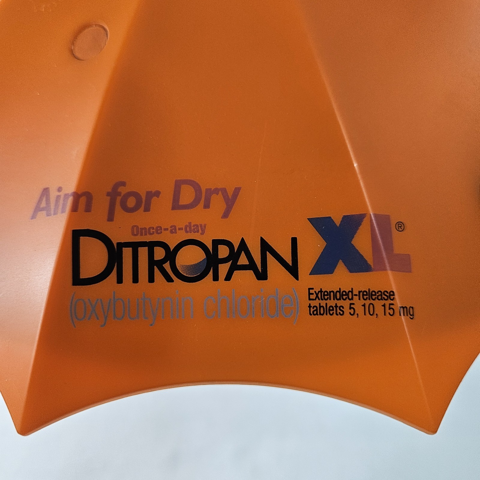 Ditropan XL Pharmaceutical Drug Rep Promo Wall Clock Umbrella Design Tested