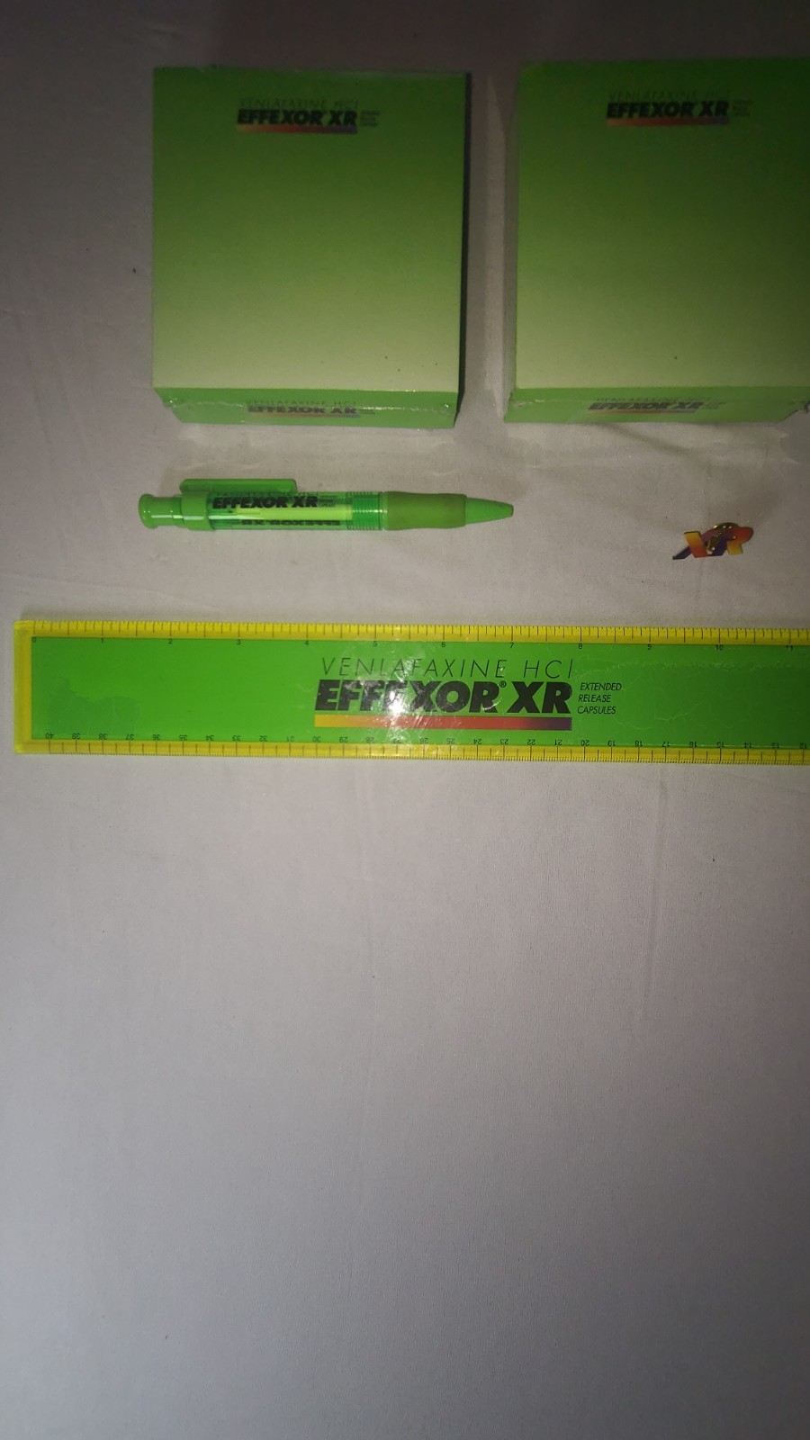 Effexor XR Lot 3 Note Pad Neon Green Pharma Promo Post-it, Pen, Pin, Ruler