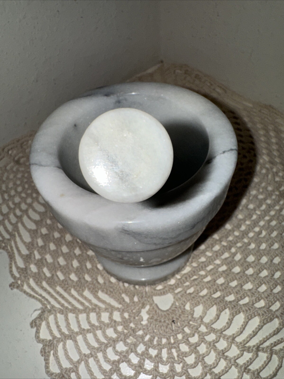 Vintage 1960’s White Italian Marble Mortar And Pestle 3+ Pounds 4-1/8” H x 4” W