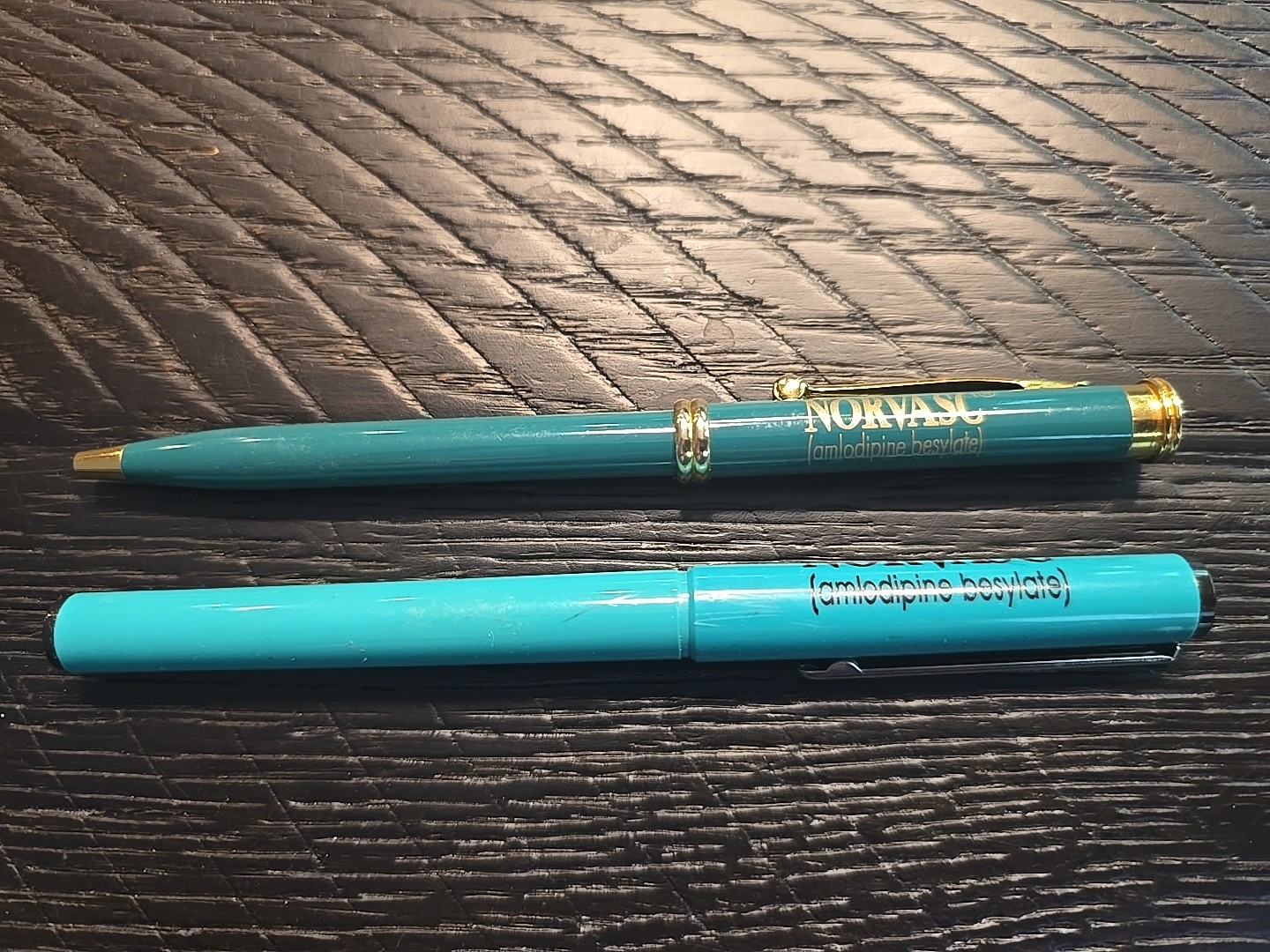 Norvasc Heavy Metal Drug Rep Pen Pharmaceutical Medical Promo Writes! Green Ink