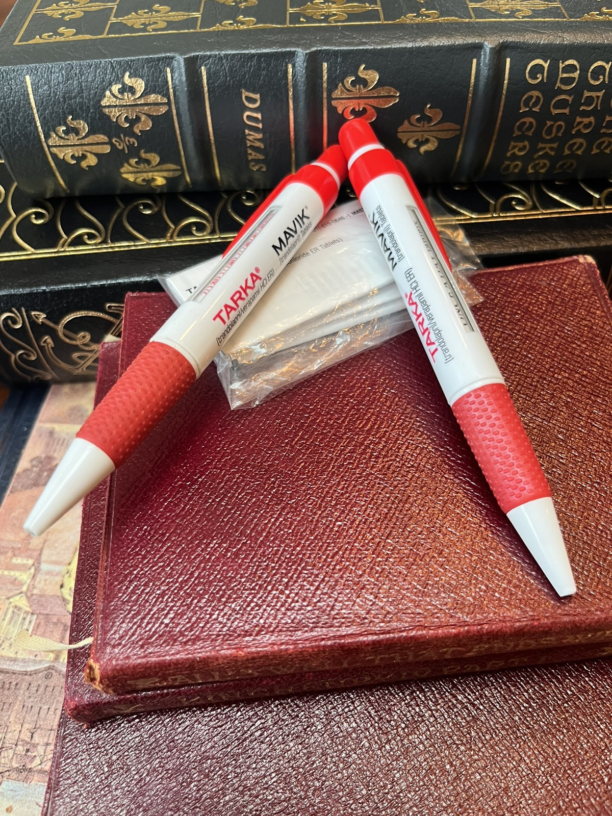 Rare Tarka Mavik Collectible Drug Rep Pens! 1990s/write!