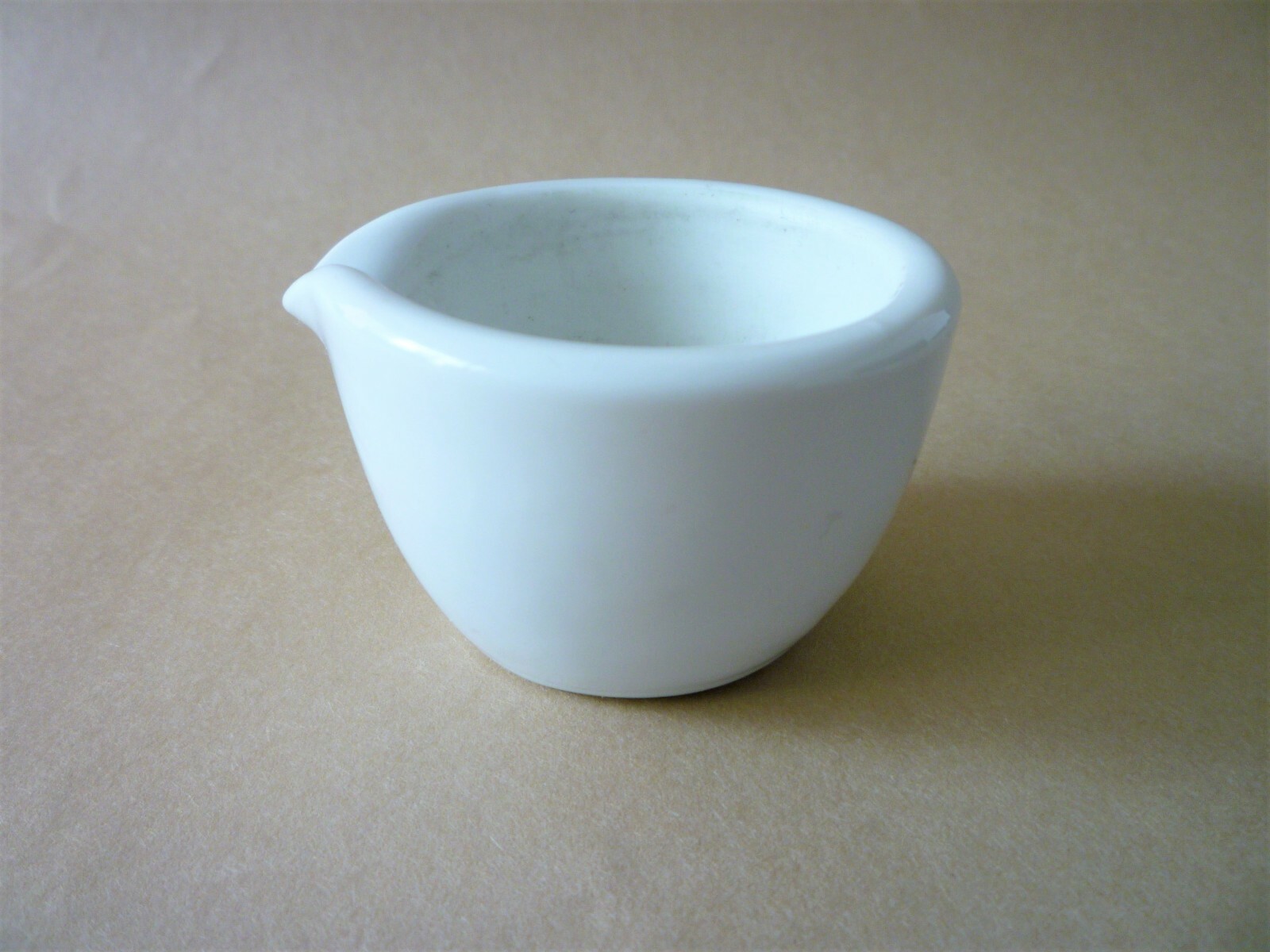 Vintage Porcelain Pestle Mortar by Perfect – 1 Ounce