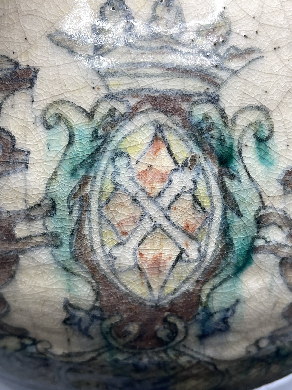 Superb Large 18th Century Southern Italian Maiolica Armorial Apothecary Majolica