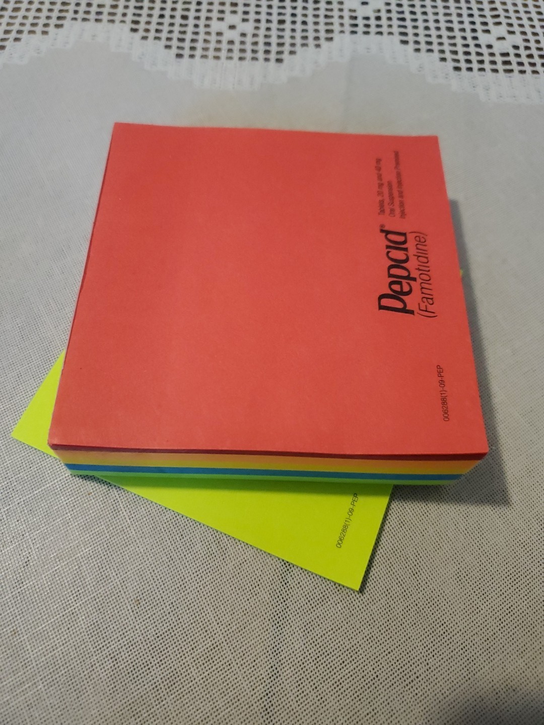 VTG Pepcid E-See Tac Note Pad Multi Color Rainbow Edge Drug Rep Swag Merck Cube