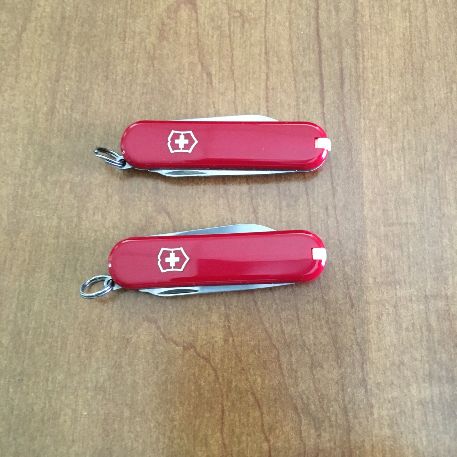 Provera Set of 2 Swiss Knives Pharma Promo New