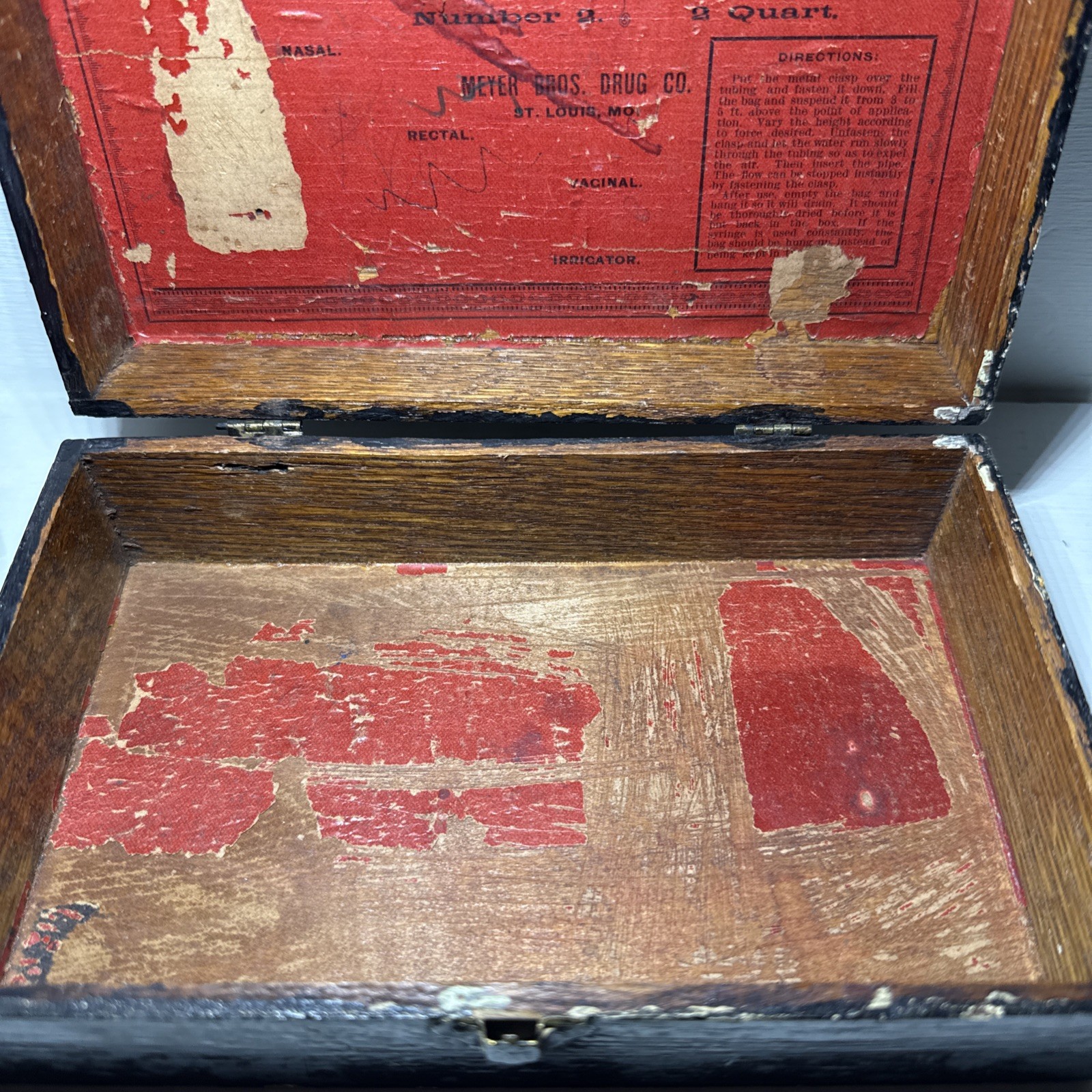 Antique Imperial Crown Fountain Syringe Wooden Box – Meyer Bros Drug Co St. Loui