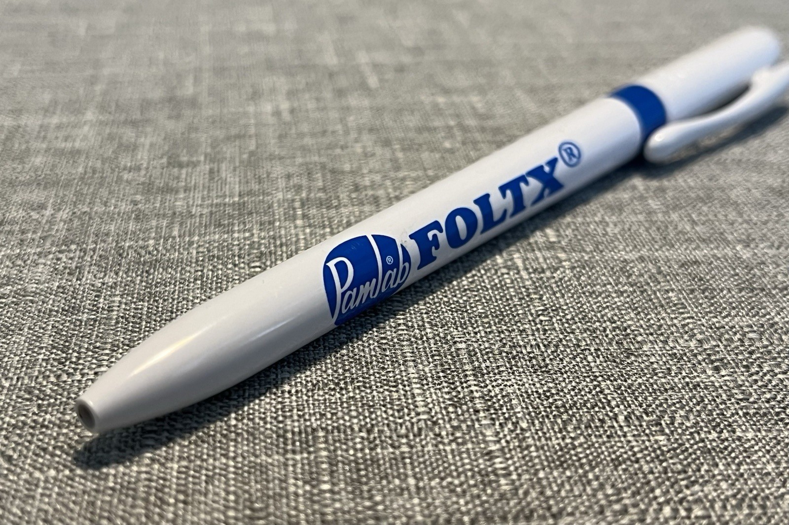Foltx DRUG REP pharma pen – Bic brand – twist clicker – Free Shipping!
