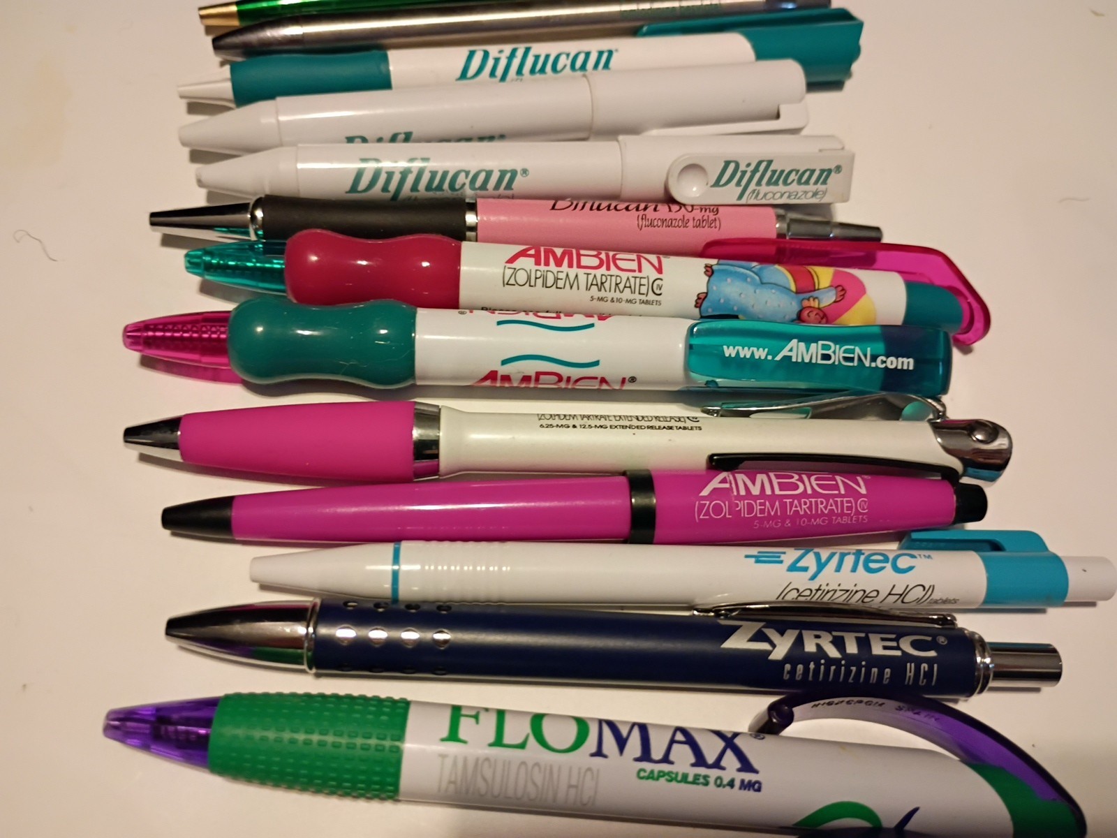 Variety Pen Pharmaceutical Drug Rep Lot of 32 Flomax, Ambien, Norvasc, Diflucan