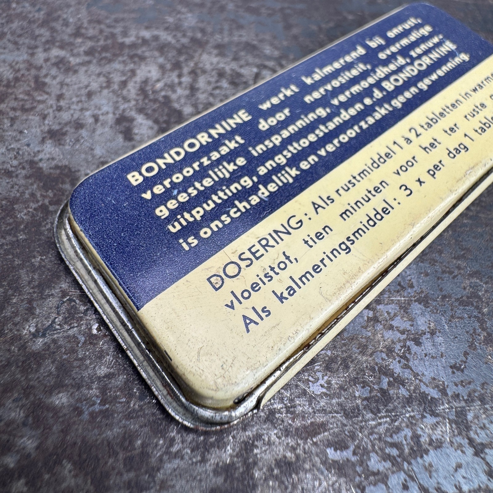Vtg c.1960s BONDORNINE Advertising Medical Tin – GERMAN – EMTPY / NO CONTENTS
